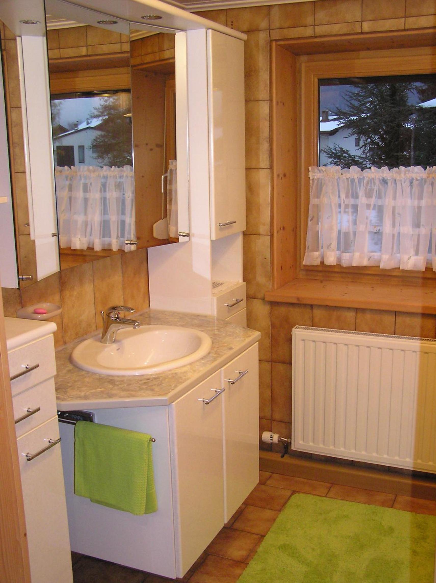 Photo 33