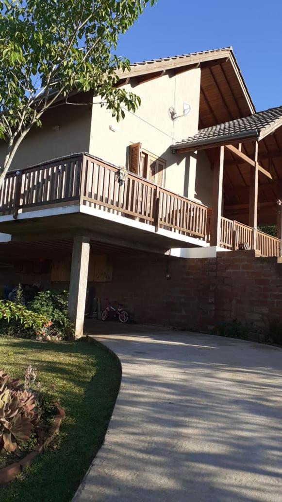 Lar da família gramado