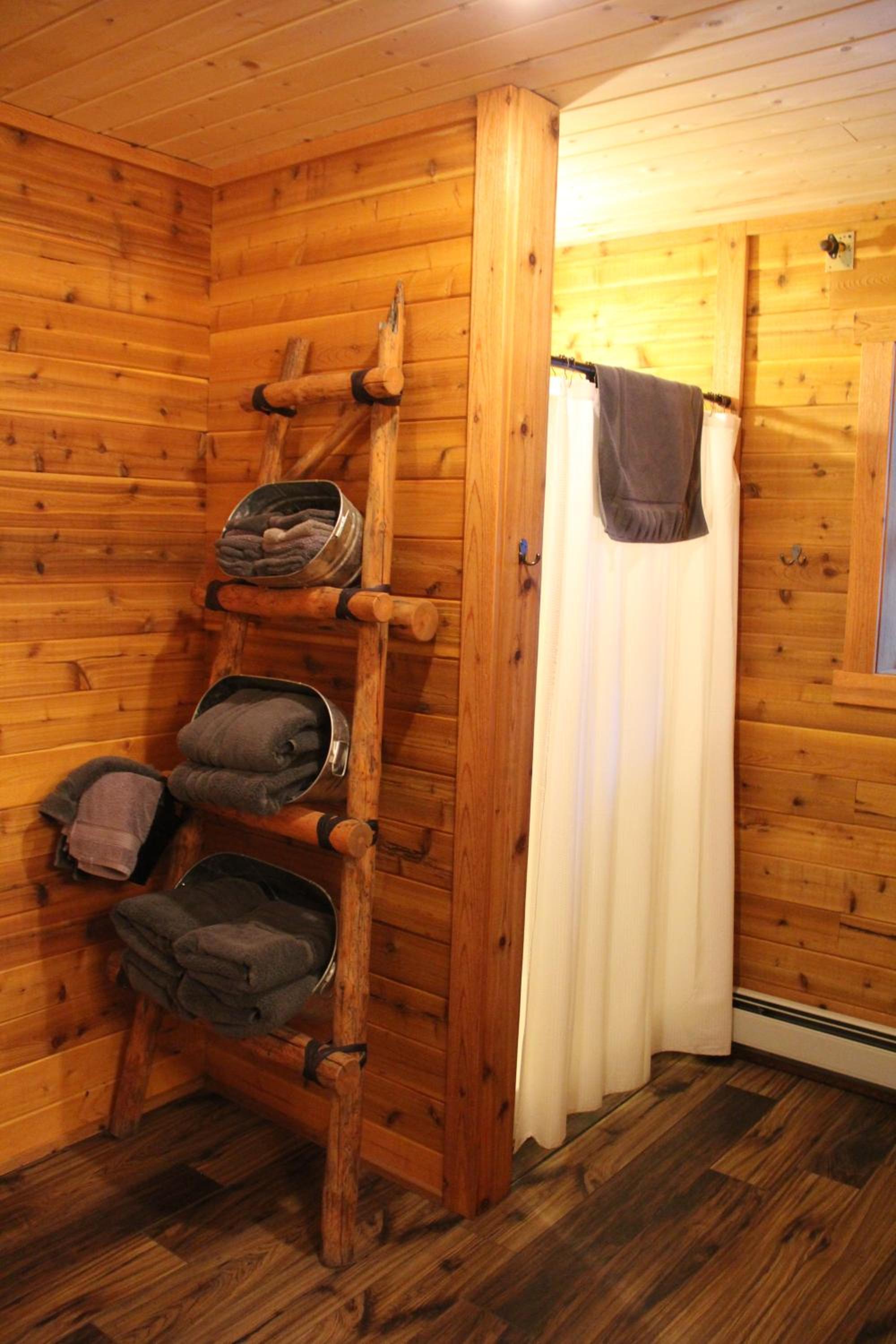 Miscellaneous Market Vacations - Sugar Loaf Lodge  Cabins - Property Image 4
