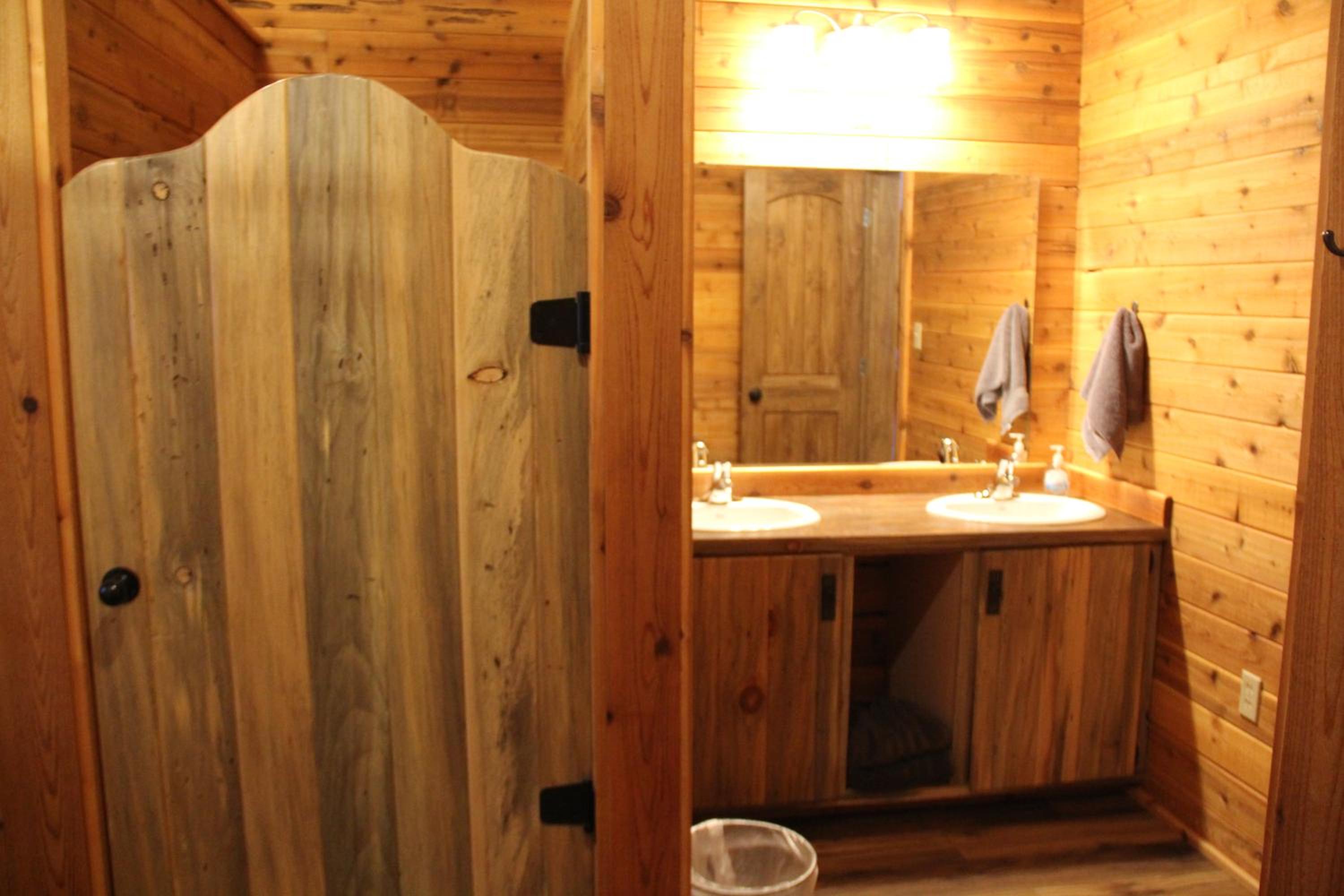 Miscellaneous Market Vacations - Sugar Loaf Lodge  Cabins - Property Image 3