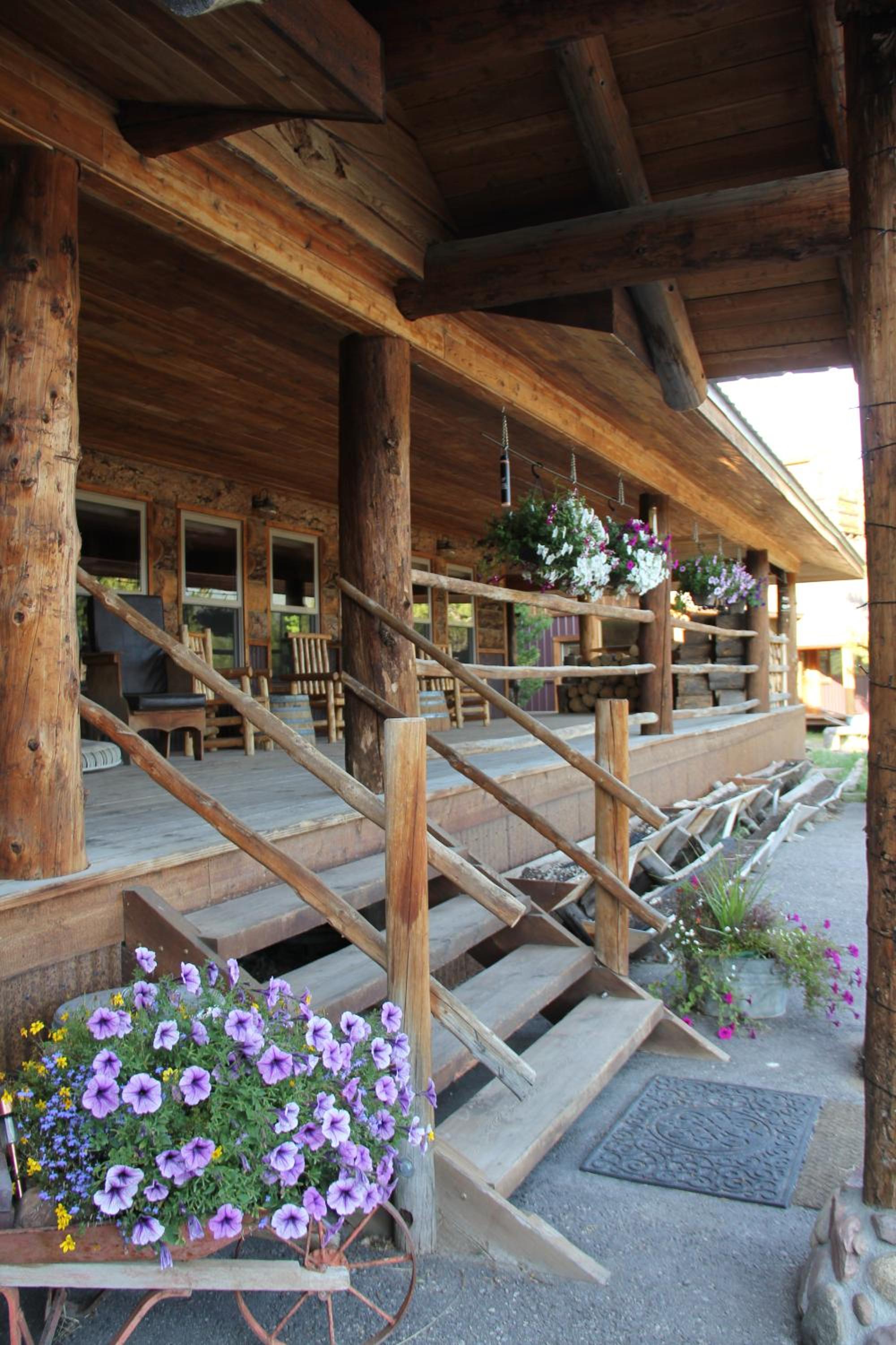 Sugar Loaf Lodge  Cabins - Property Image 6