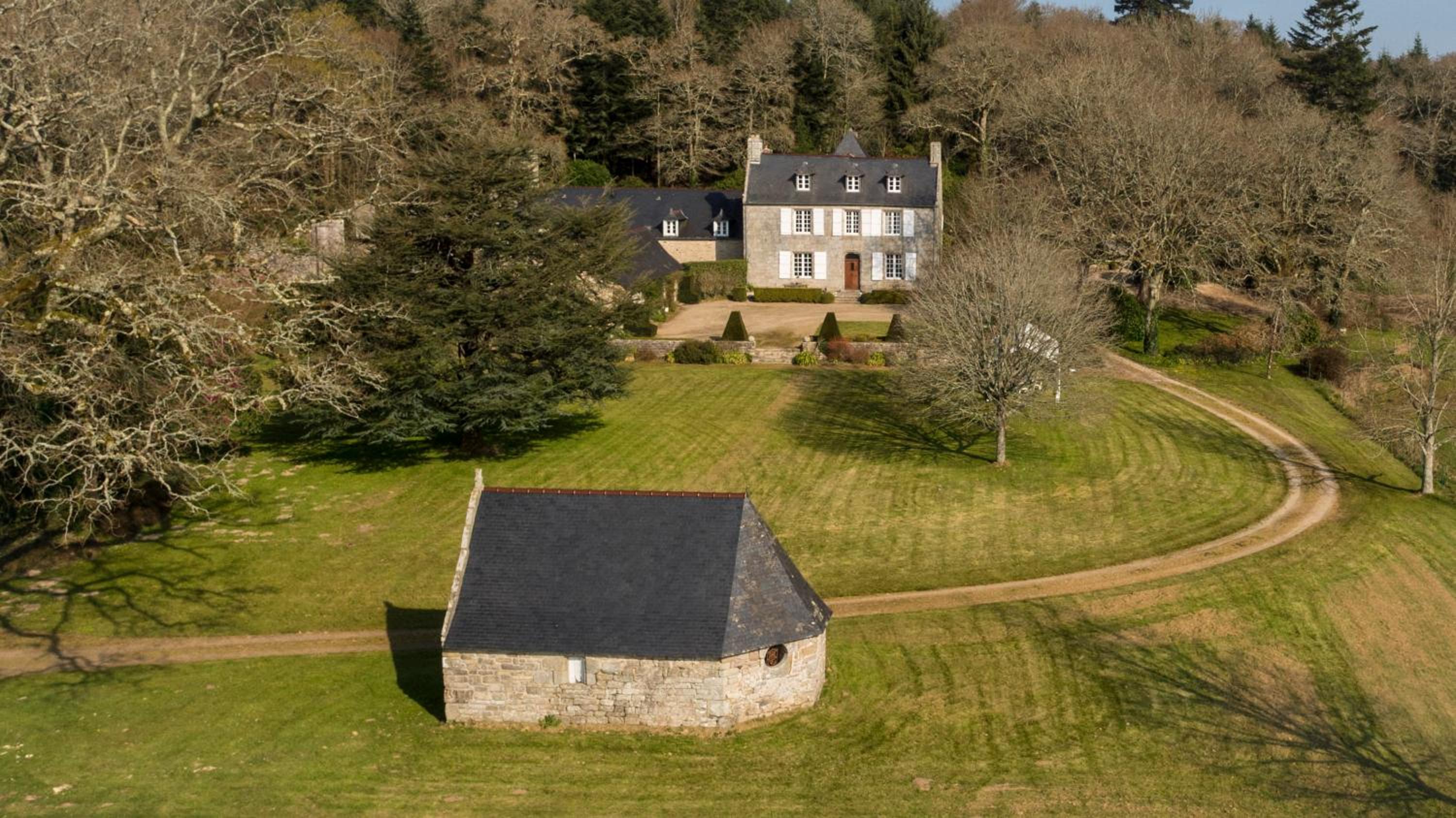 Manoir Tregont Mab view 2