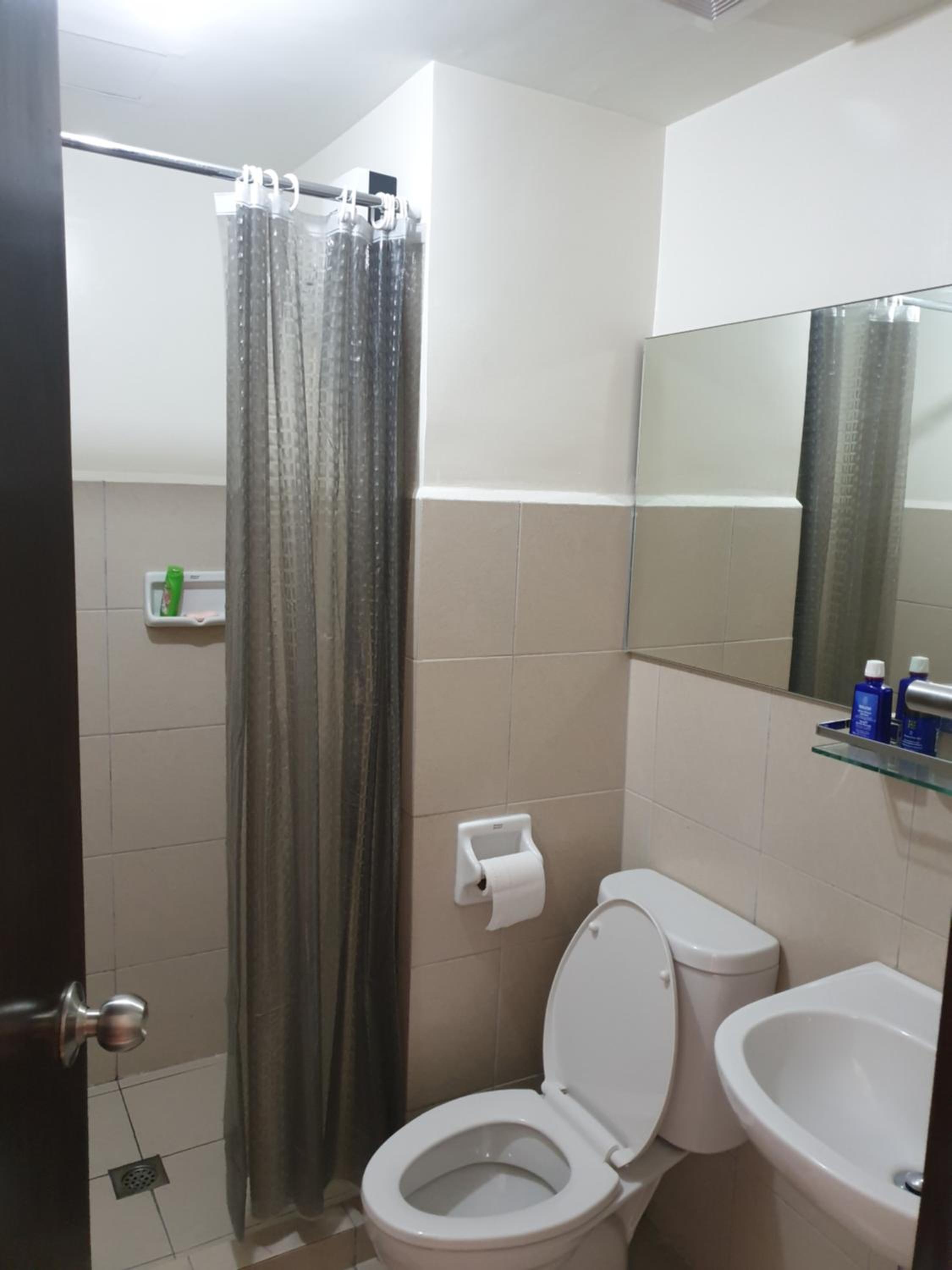 Modern Cebu Studio I Mountain View I Pool I WiFi view 3