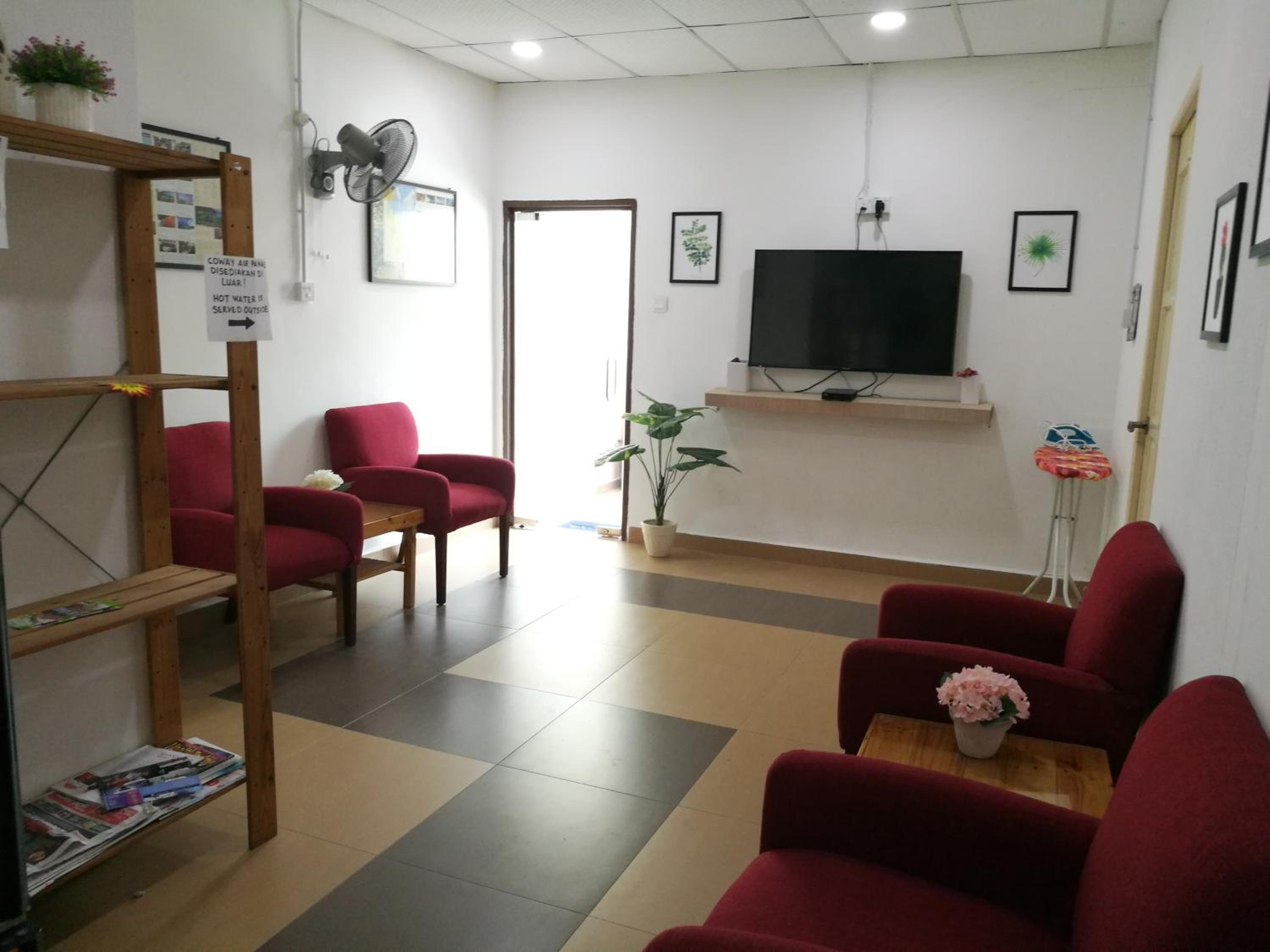Aban Transit House photo 2