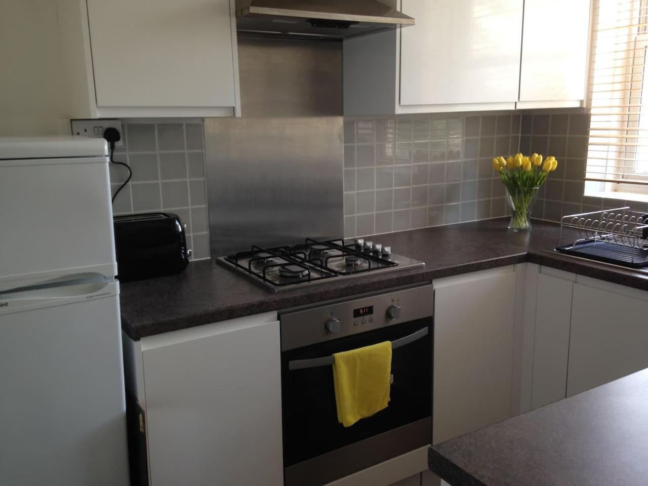 ONE BEDROOM FLAT IN FULHAM