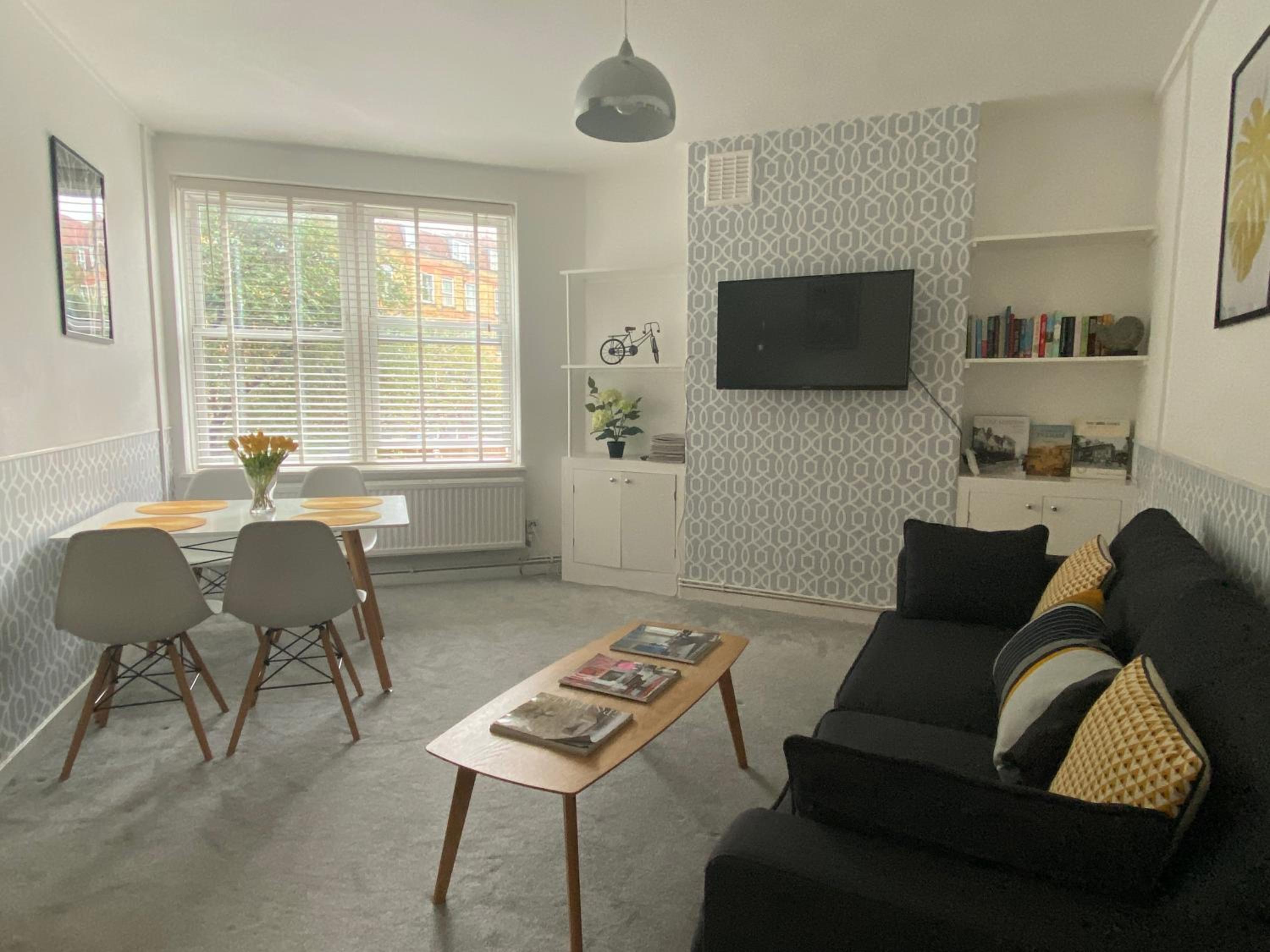 ONE BEDROOM FLAT IN FULHAM