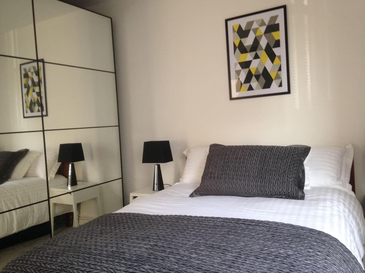 ONE BEDROOM FLAT IN FULHAM