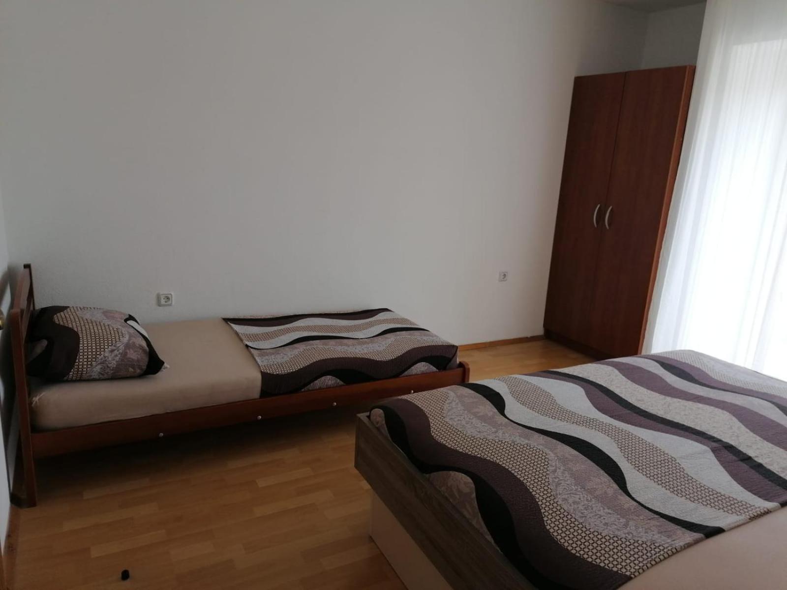 Photo 52