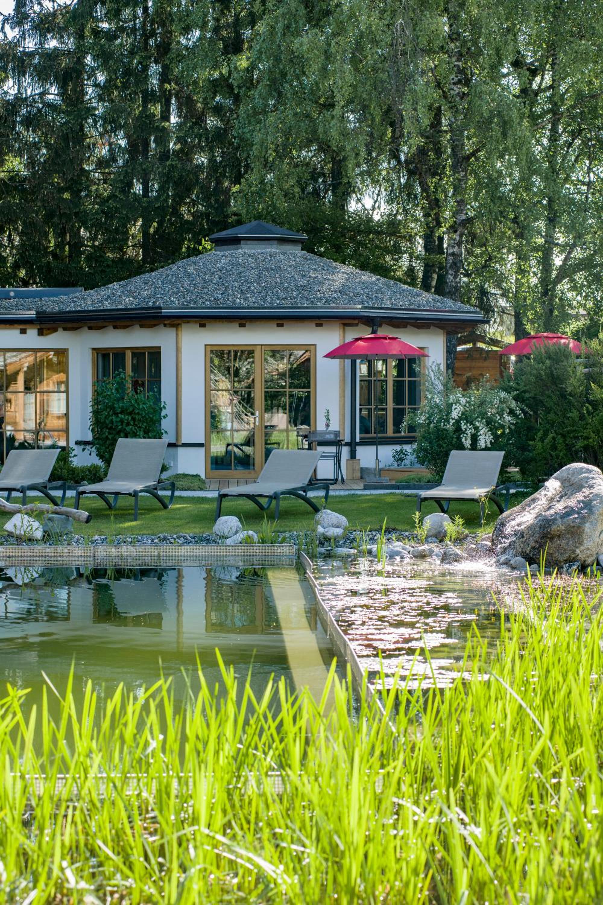 Flora - Das kleine Gartenhotel