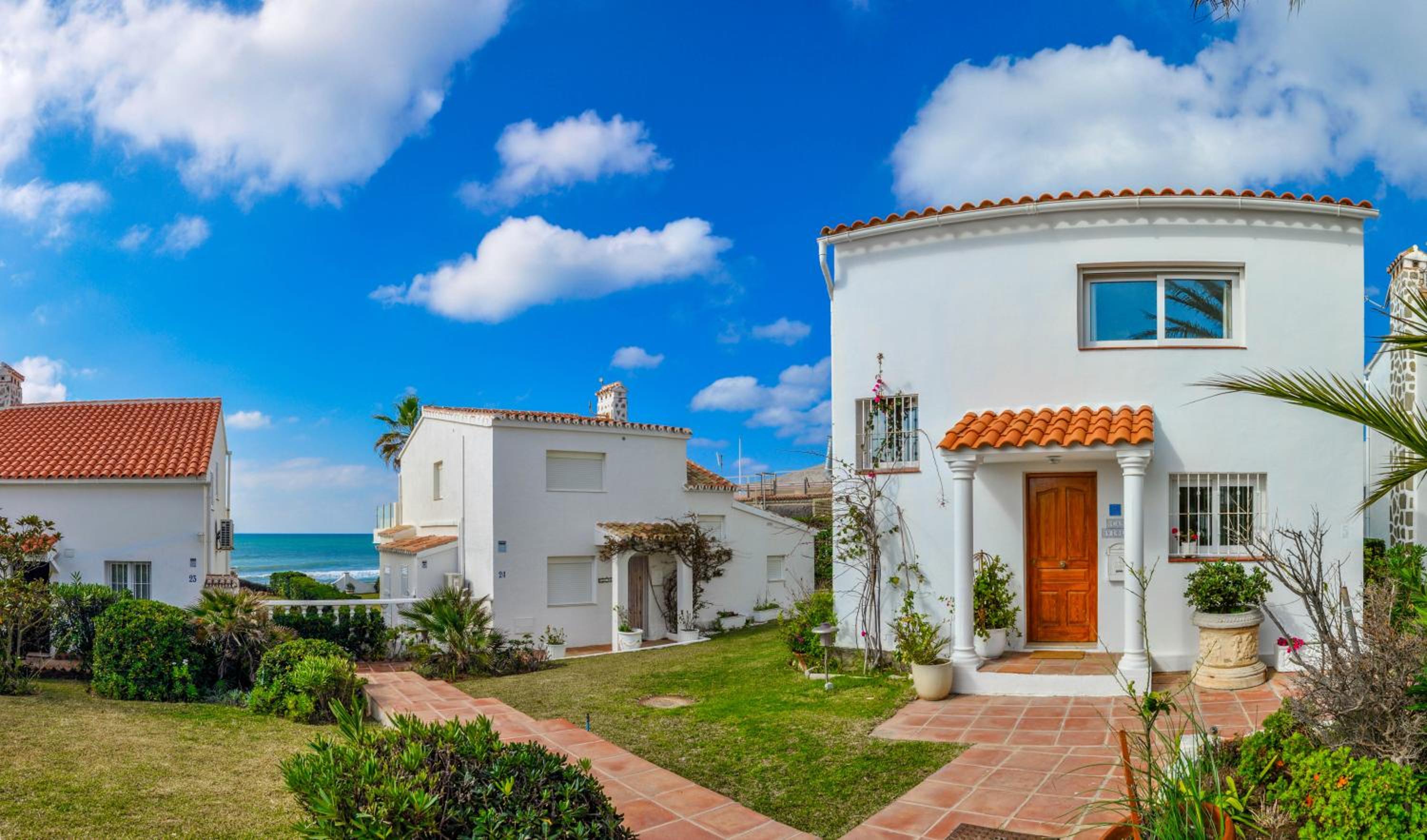 Marbesa Playa Casa Del Mar view 4