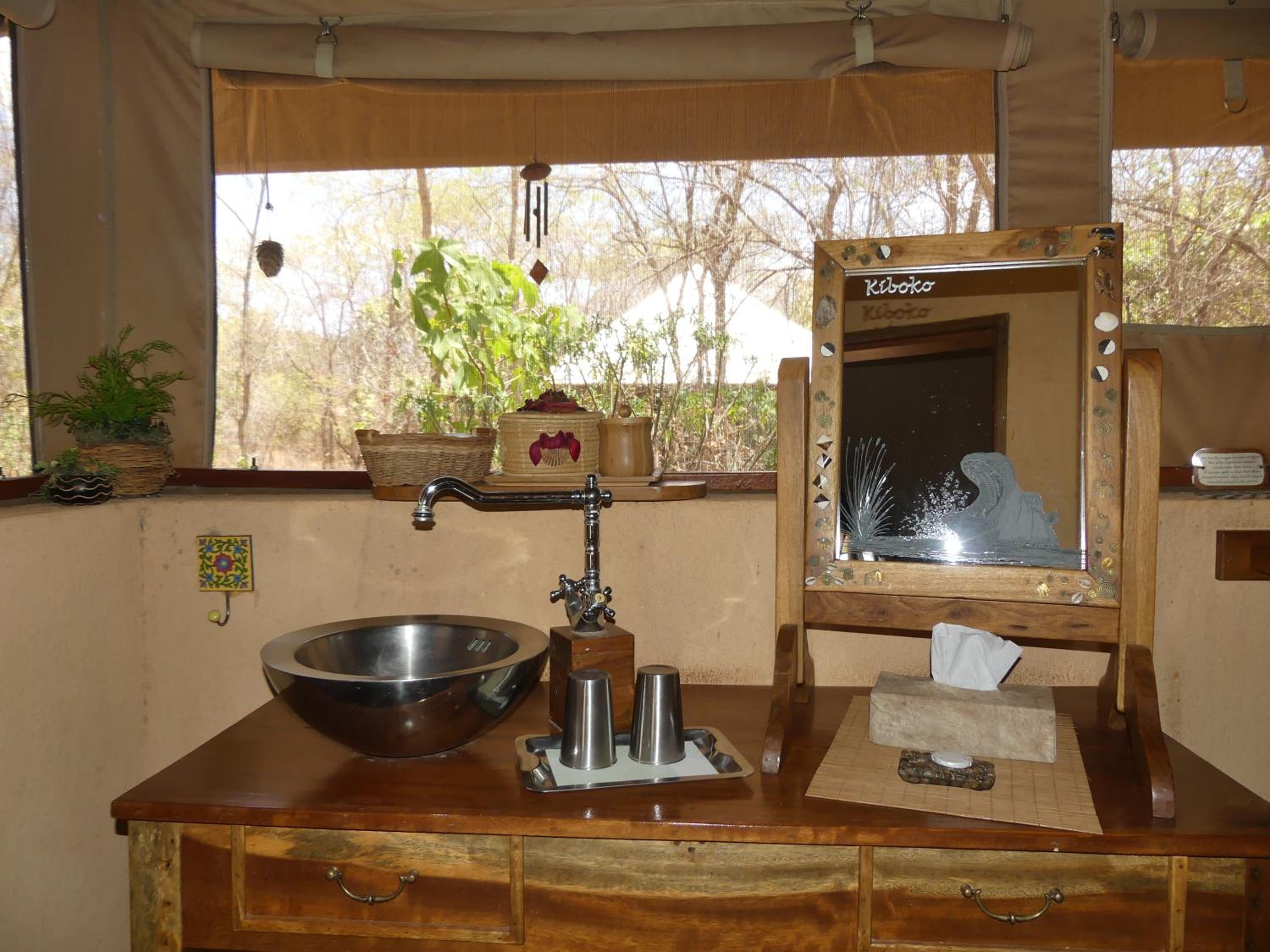 Ikweta Safari Camp