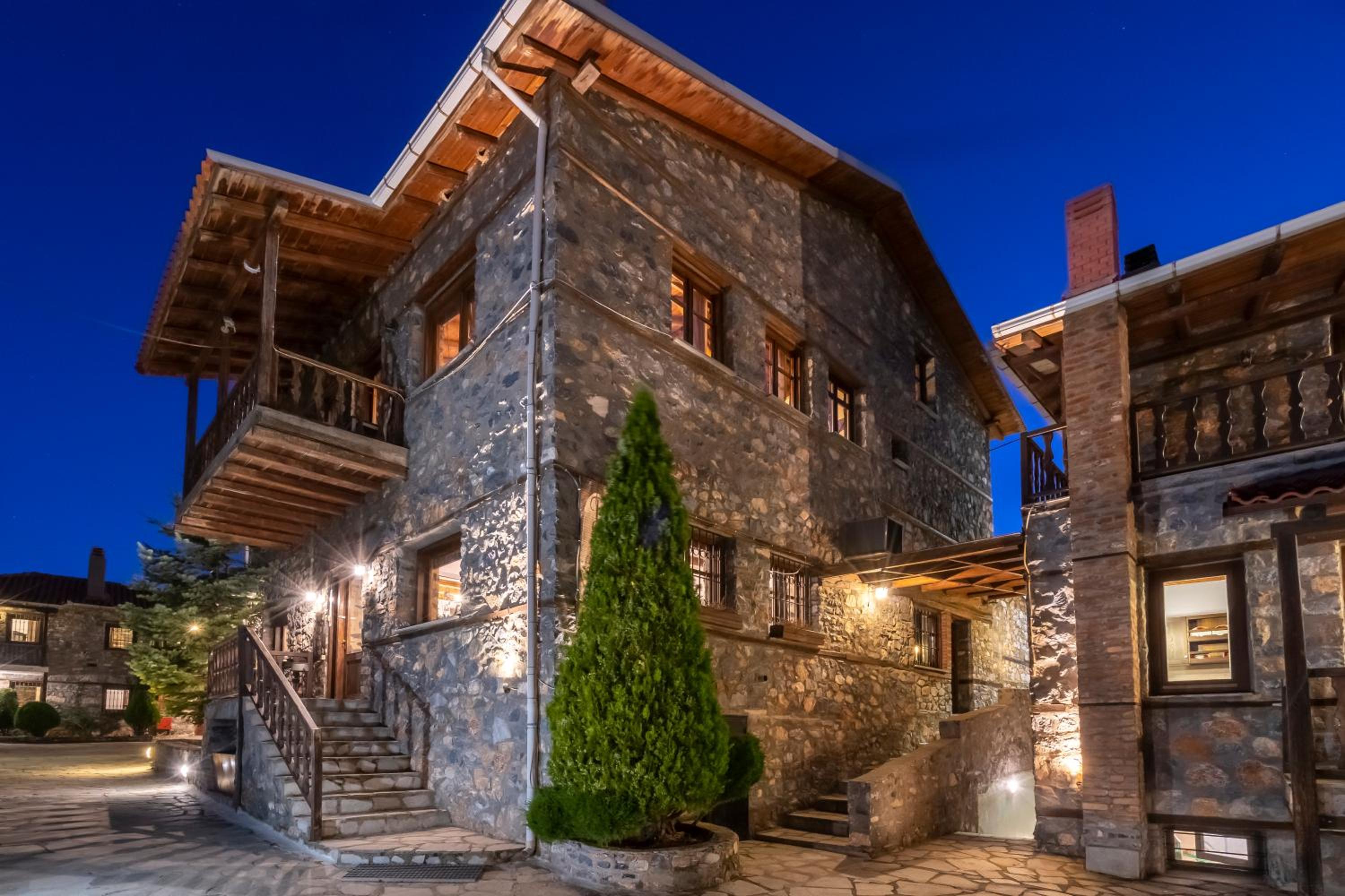 ROUGA Mountain Boutique Suites & Spa