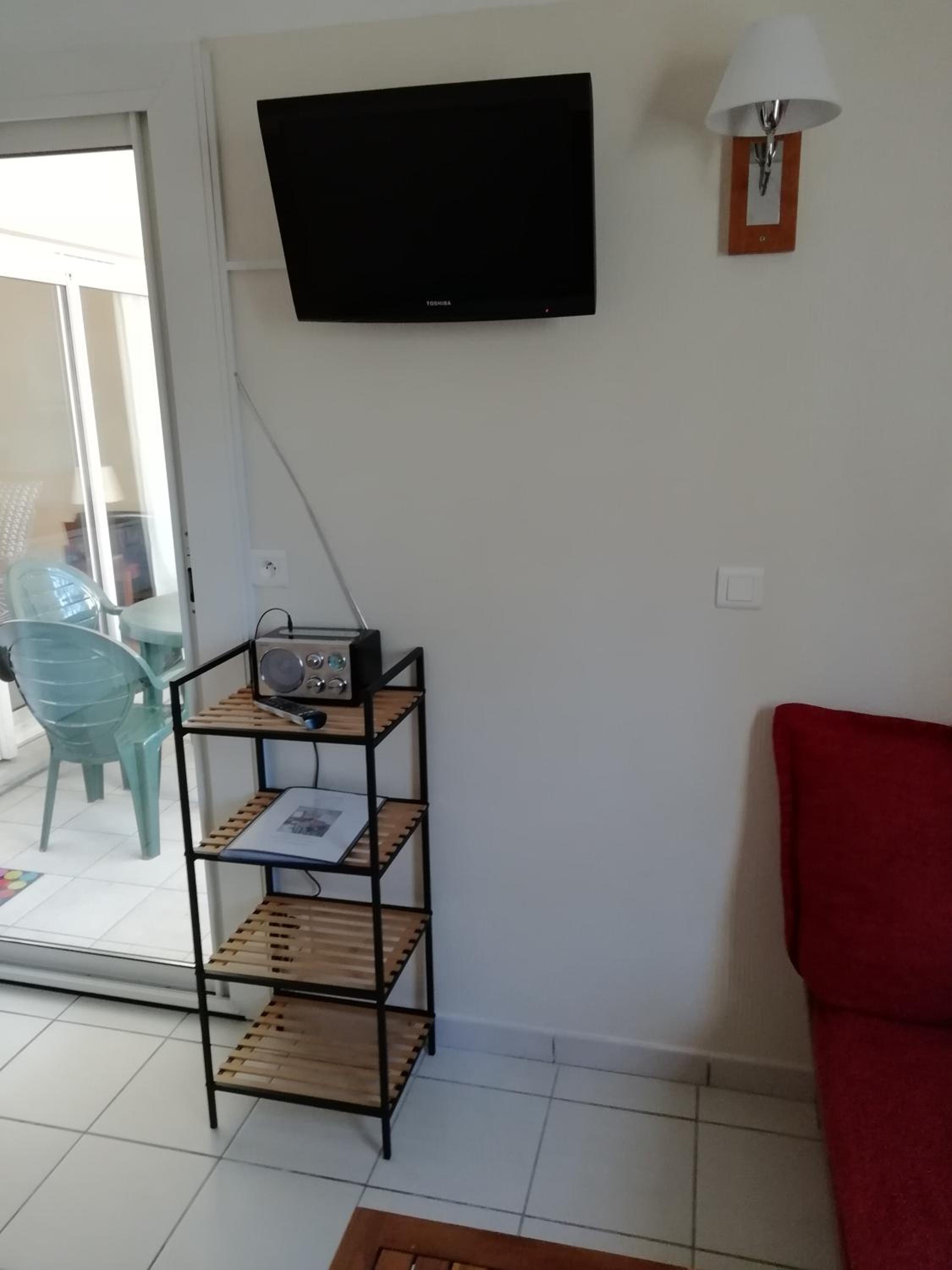 Photo 9