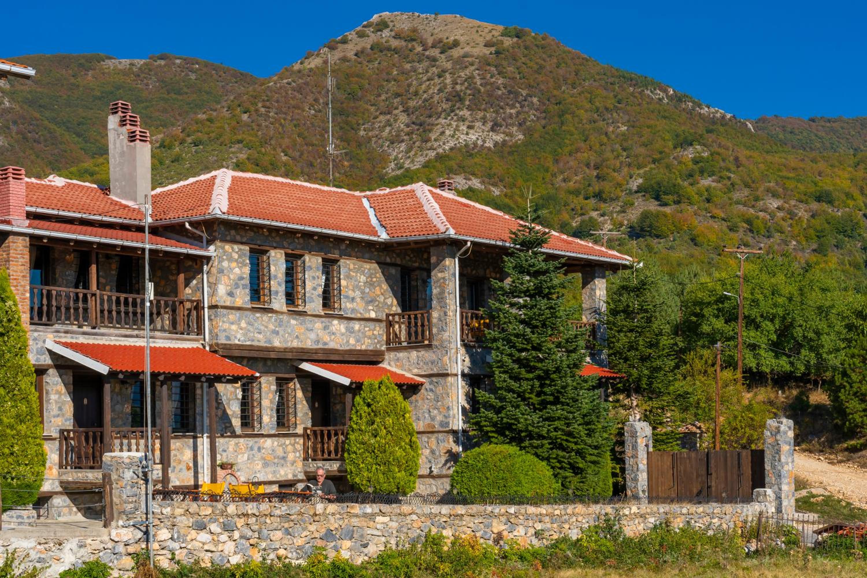ROUGA Mountain Boutique Suites & Spa
