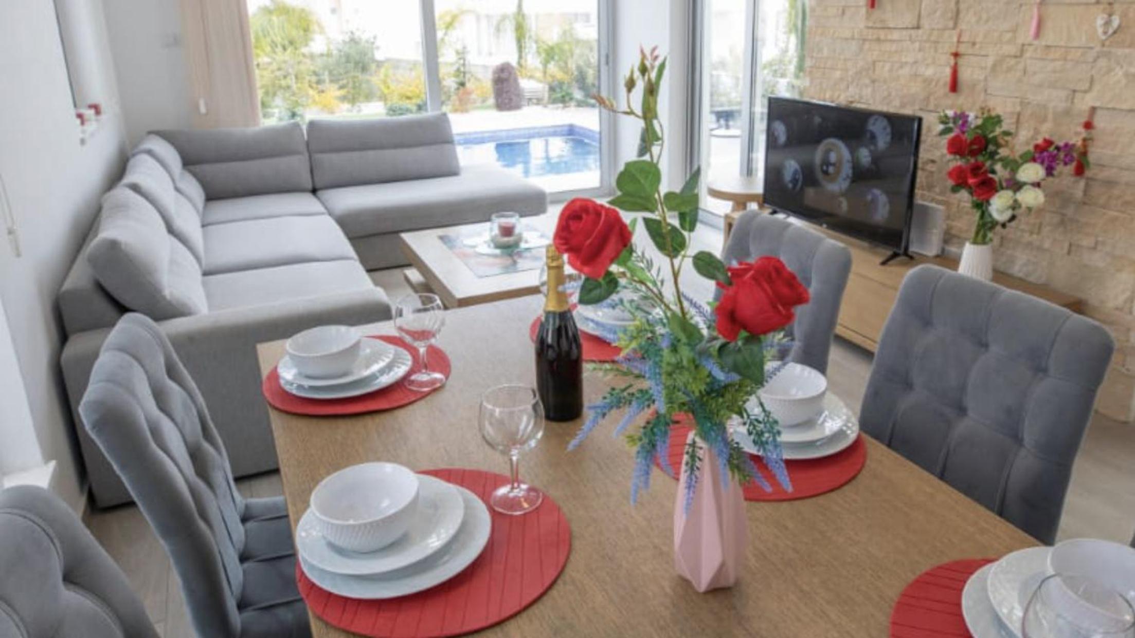 Mylos Luxury 3 bed Villa with private pool view 5