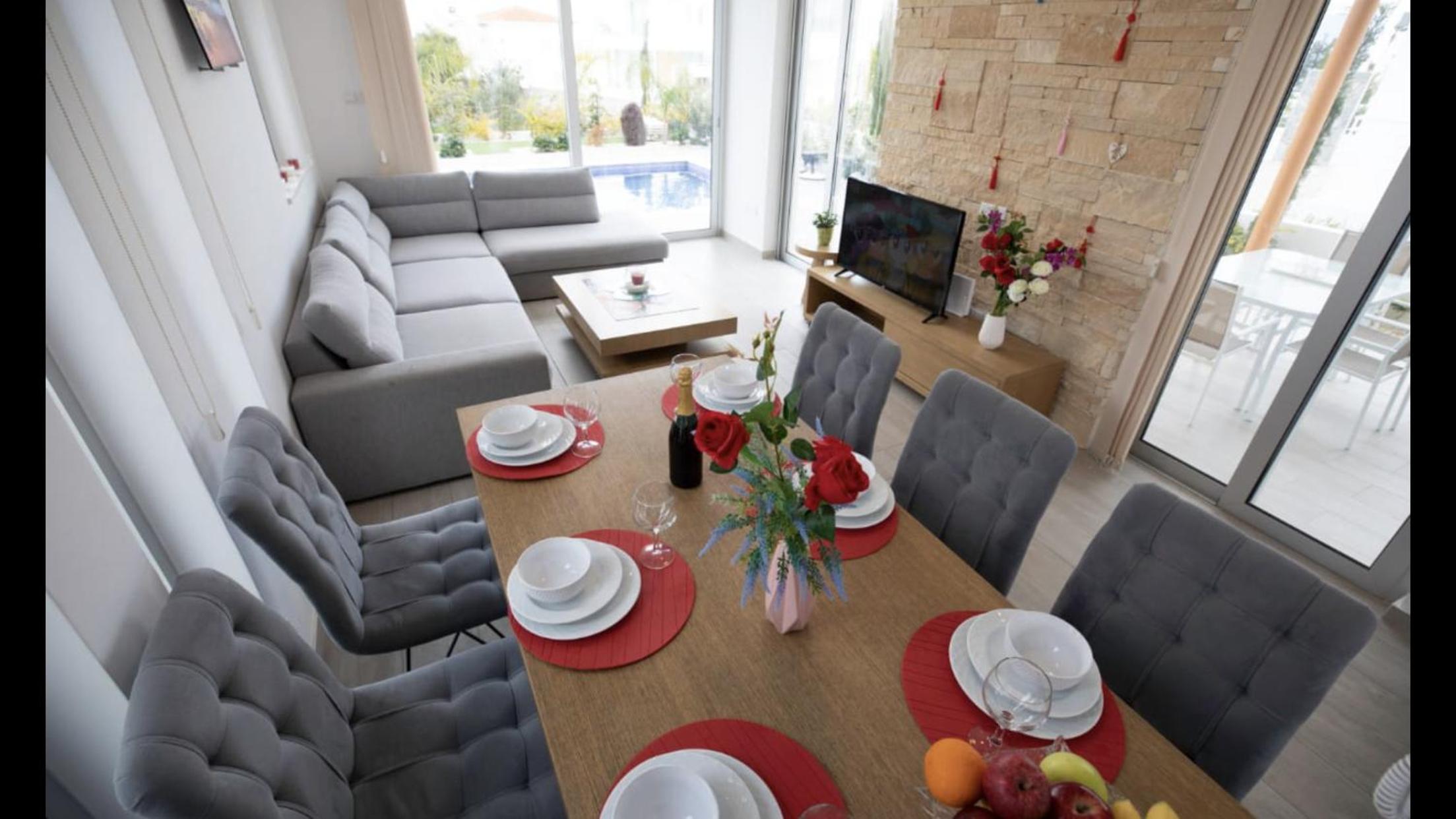 Mylos Luxury 3 bed Villa with private pool view 4