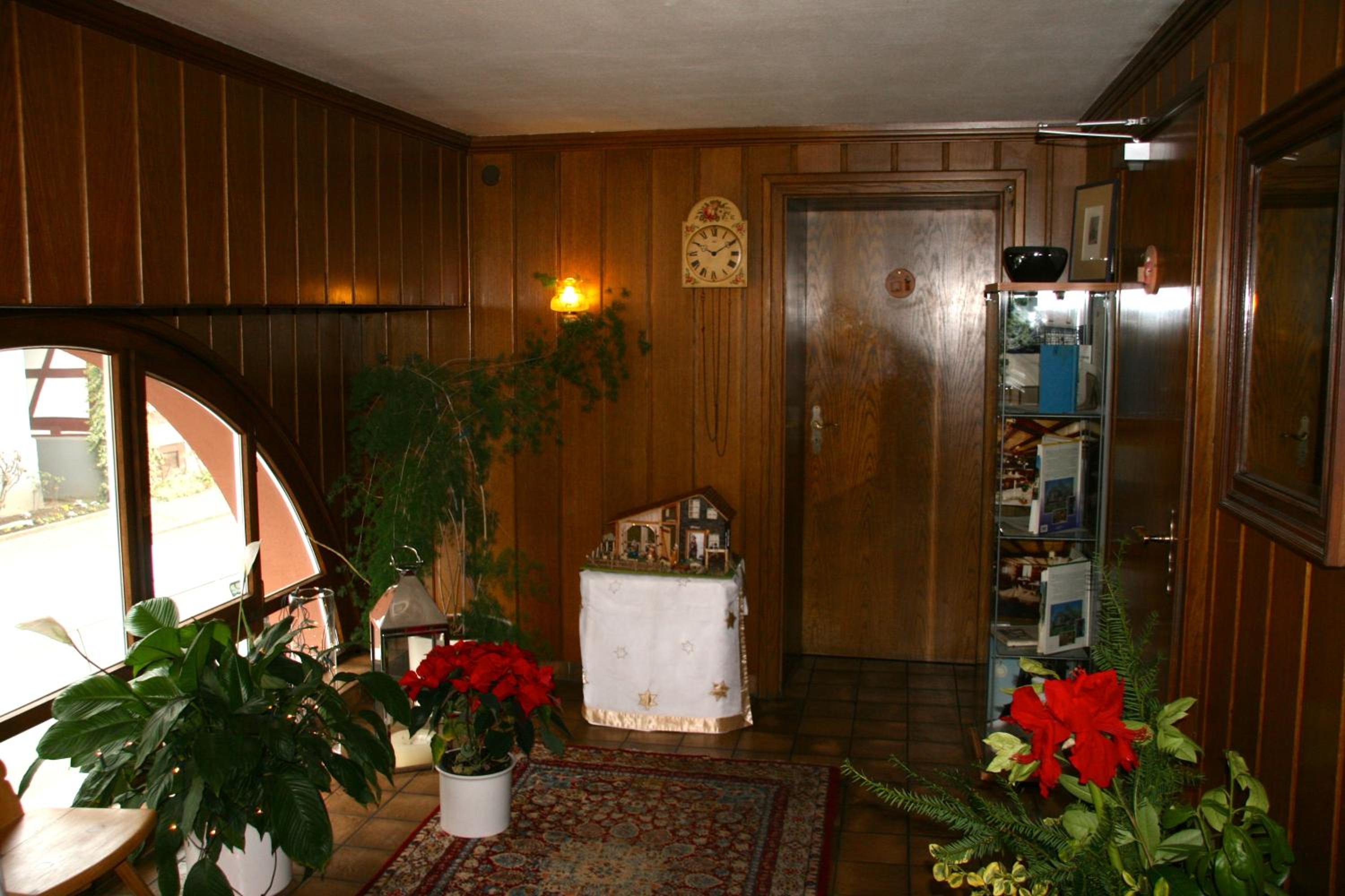 Photo 34
