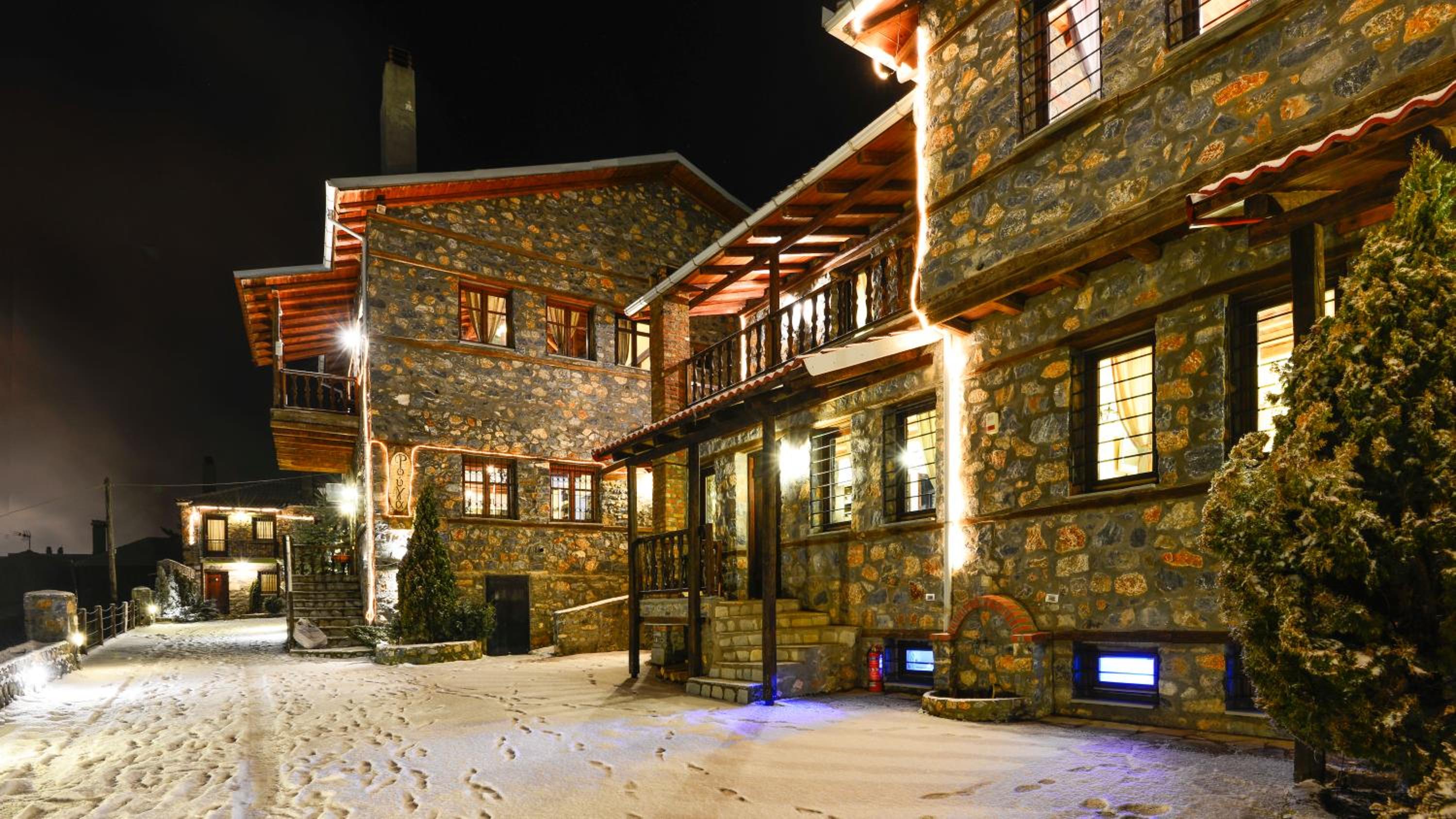 ROUGA Mountain Boutique Suites & Spa