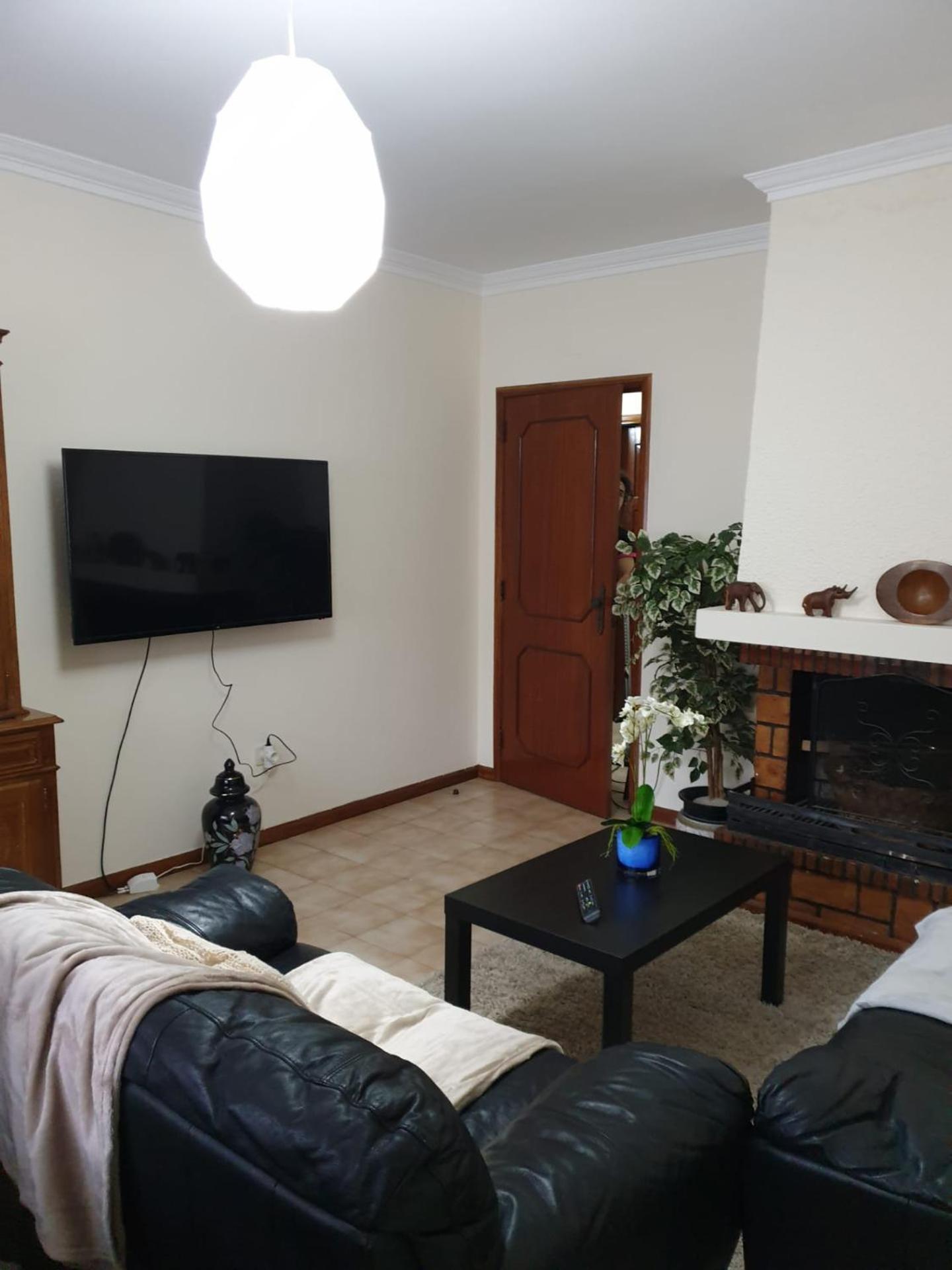 Heart of Vieira Do Minho - T2 Apartment view 4