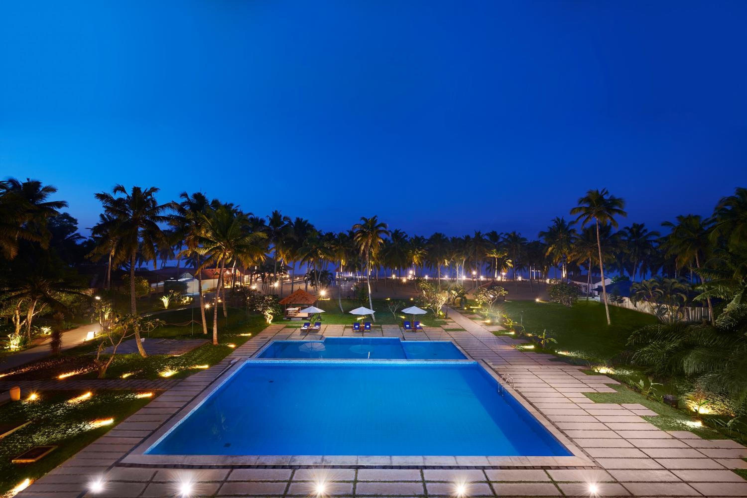 Estuary Sarovar Premiere Poovar Island view 4