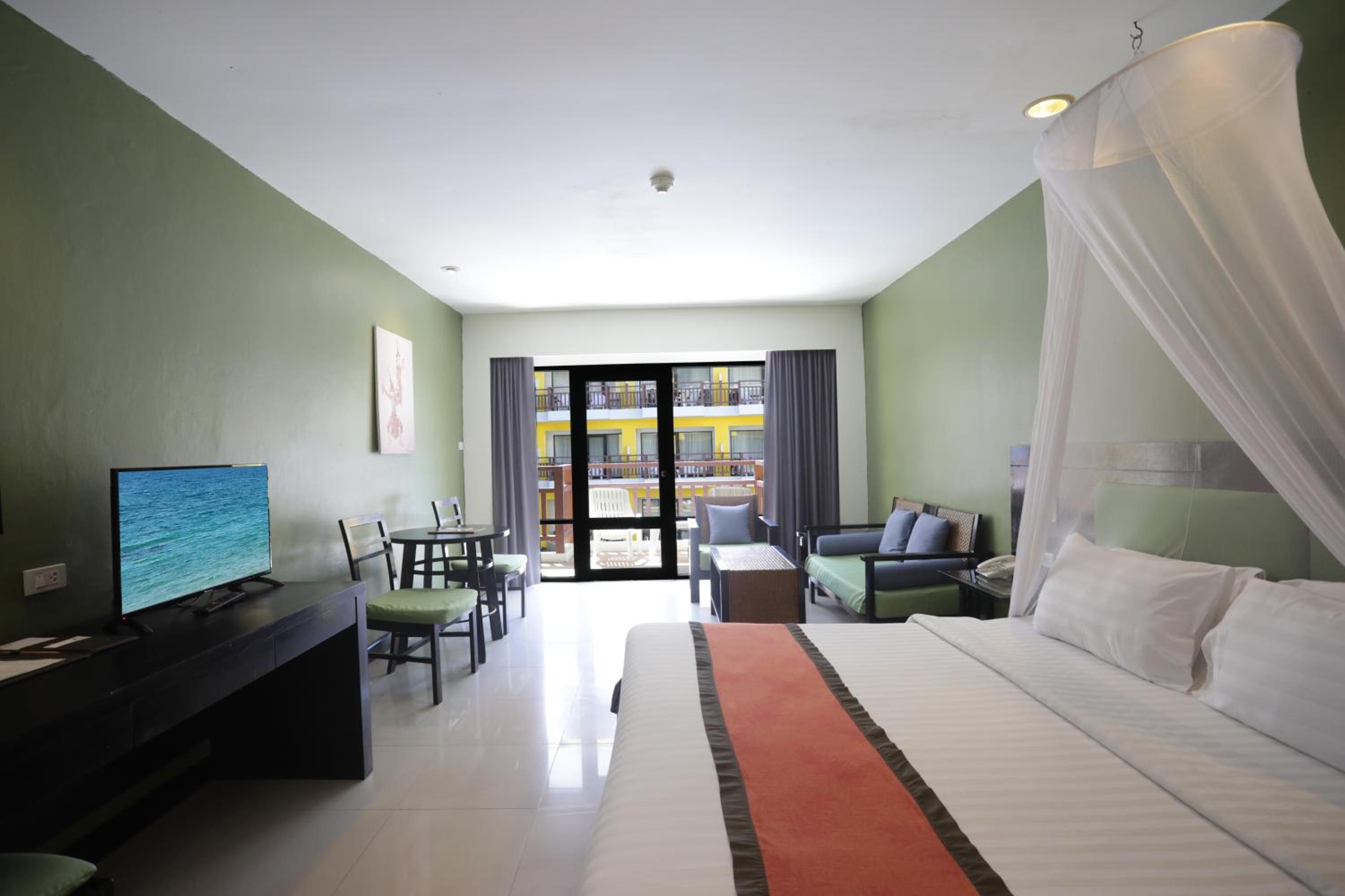 Woraburi Phuket Resort & Spa - SHA Plus view 5