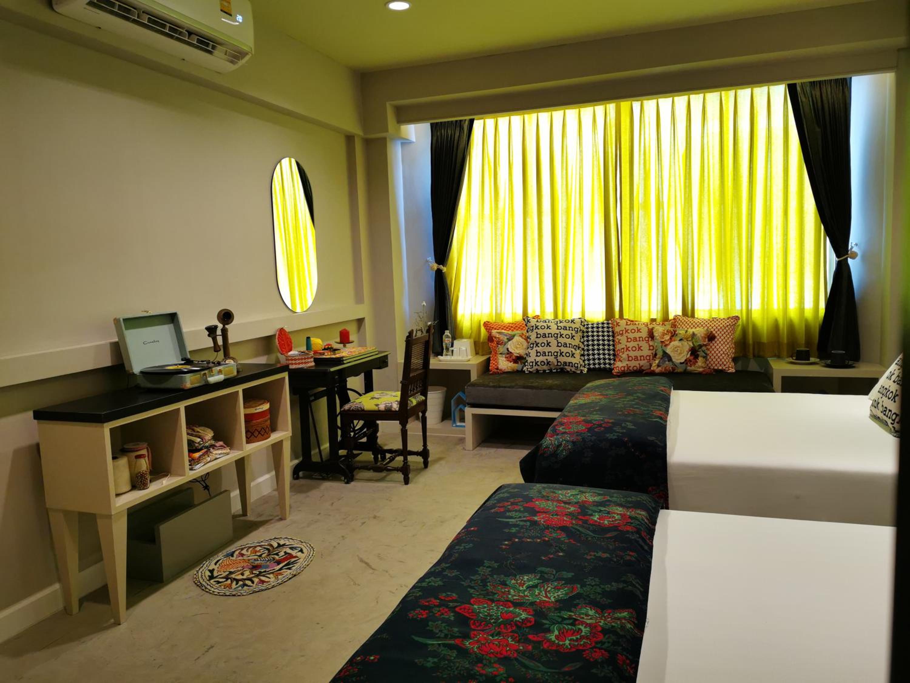 hotel room