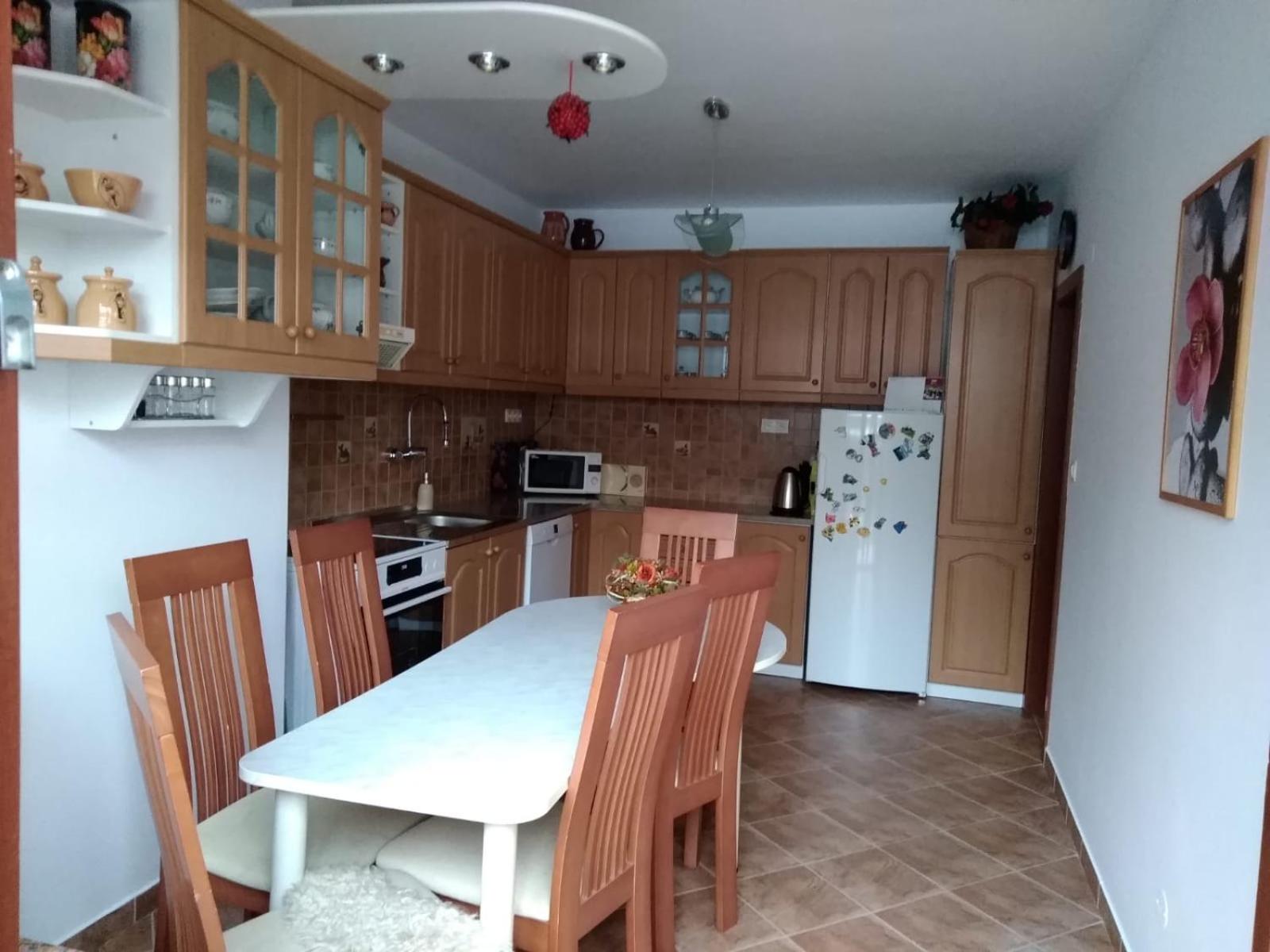 Brezno 2 izbovy Apartman Sabi view 3