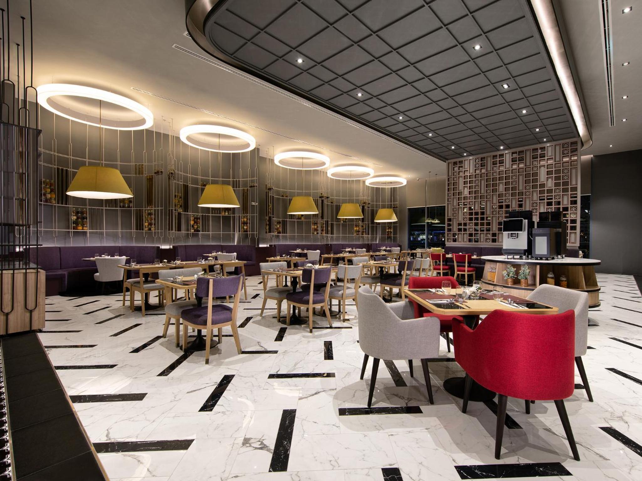 Mercure Bangkok Sukhumvit 24 17