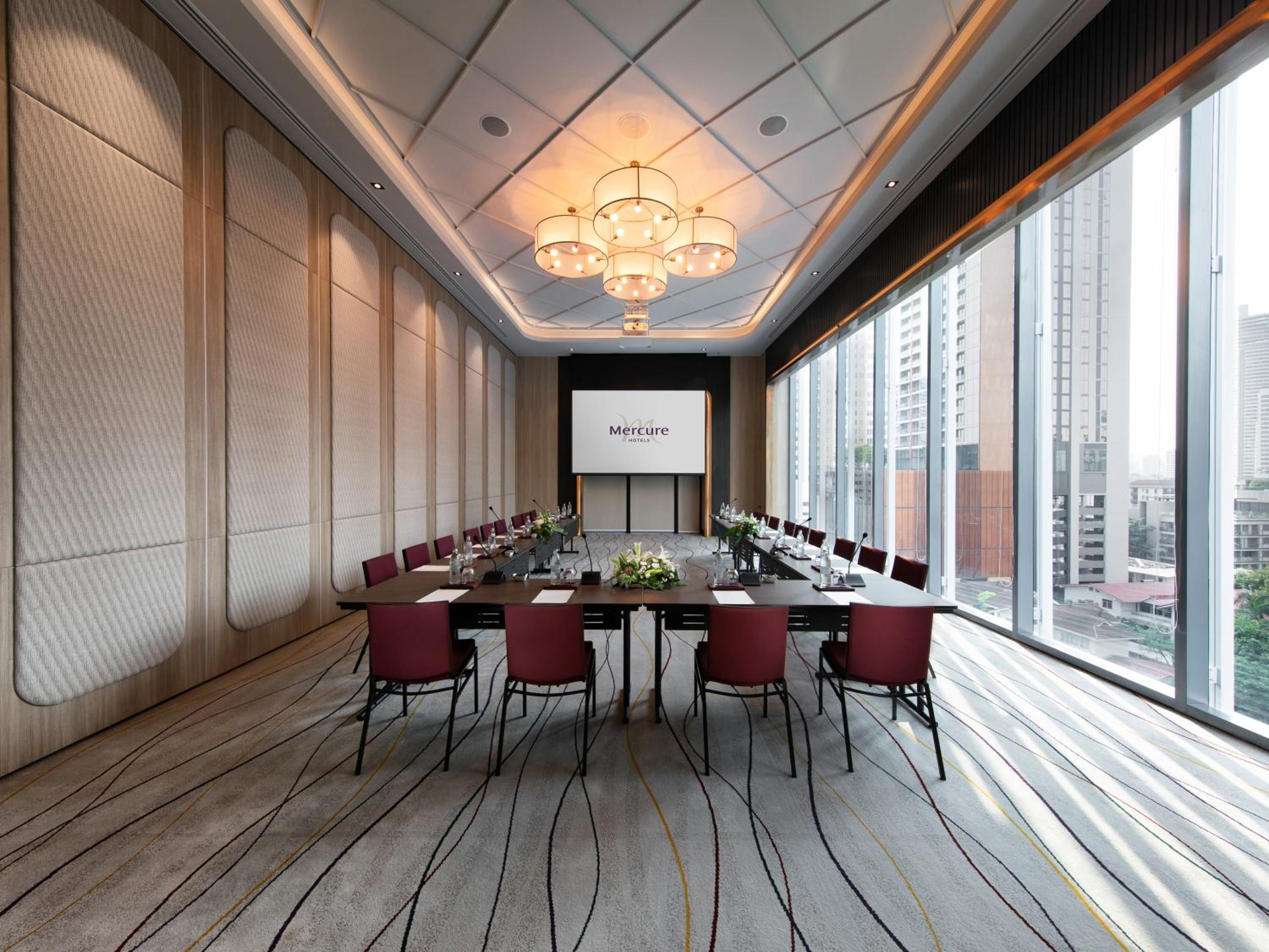 Mercure Bangkok Sukhumvit 24 12