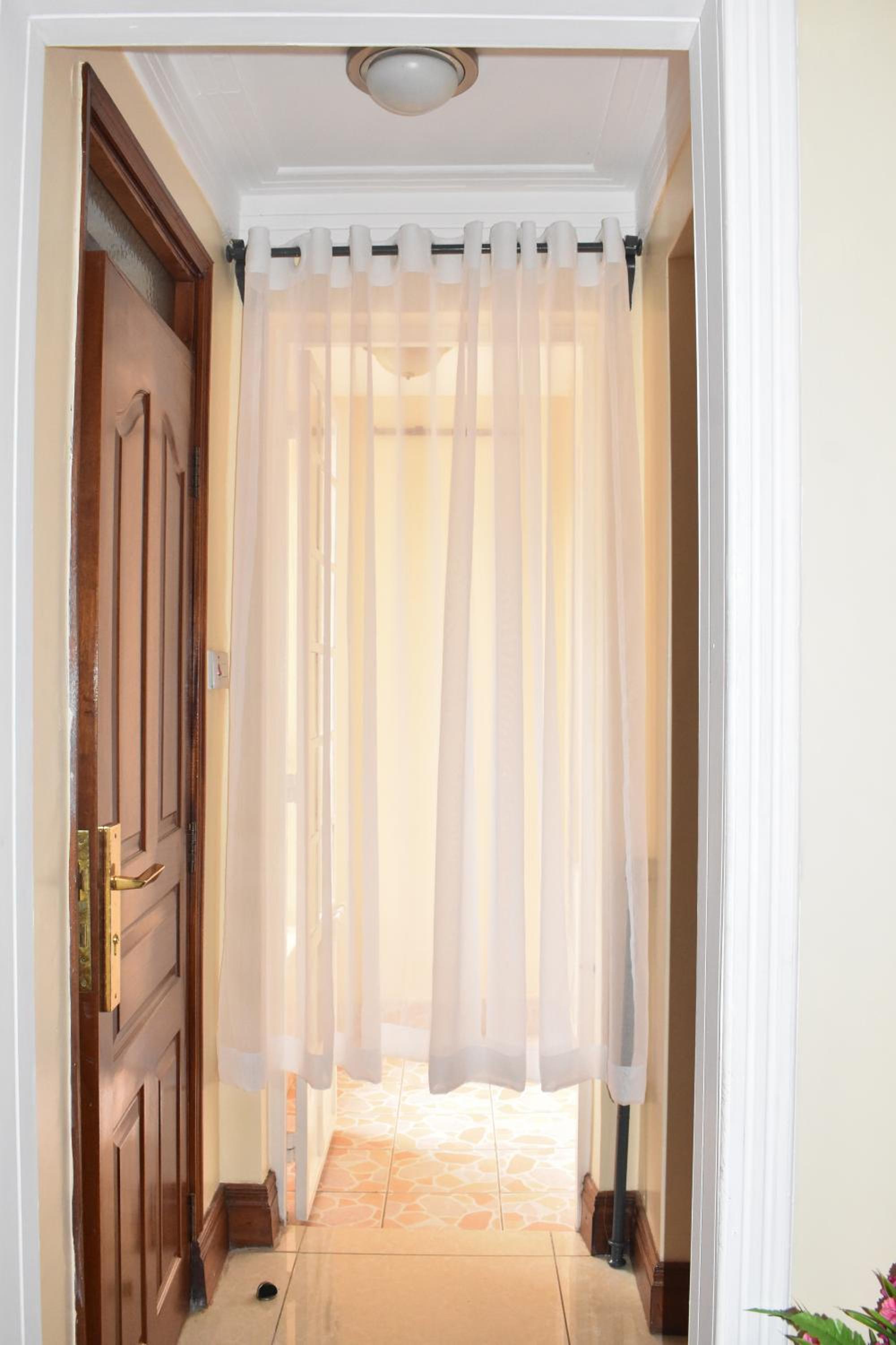 Acacia Luxurious Apartment view 4