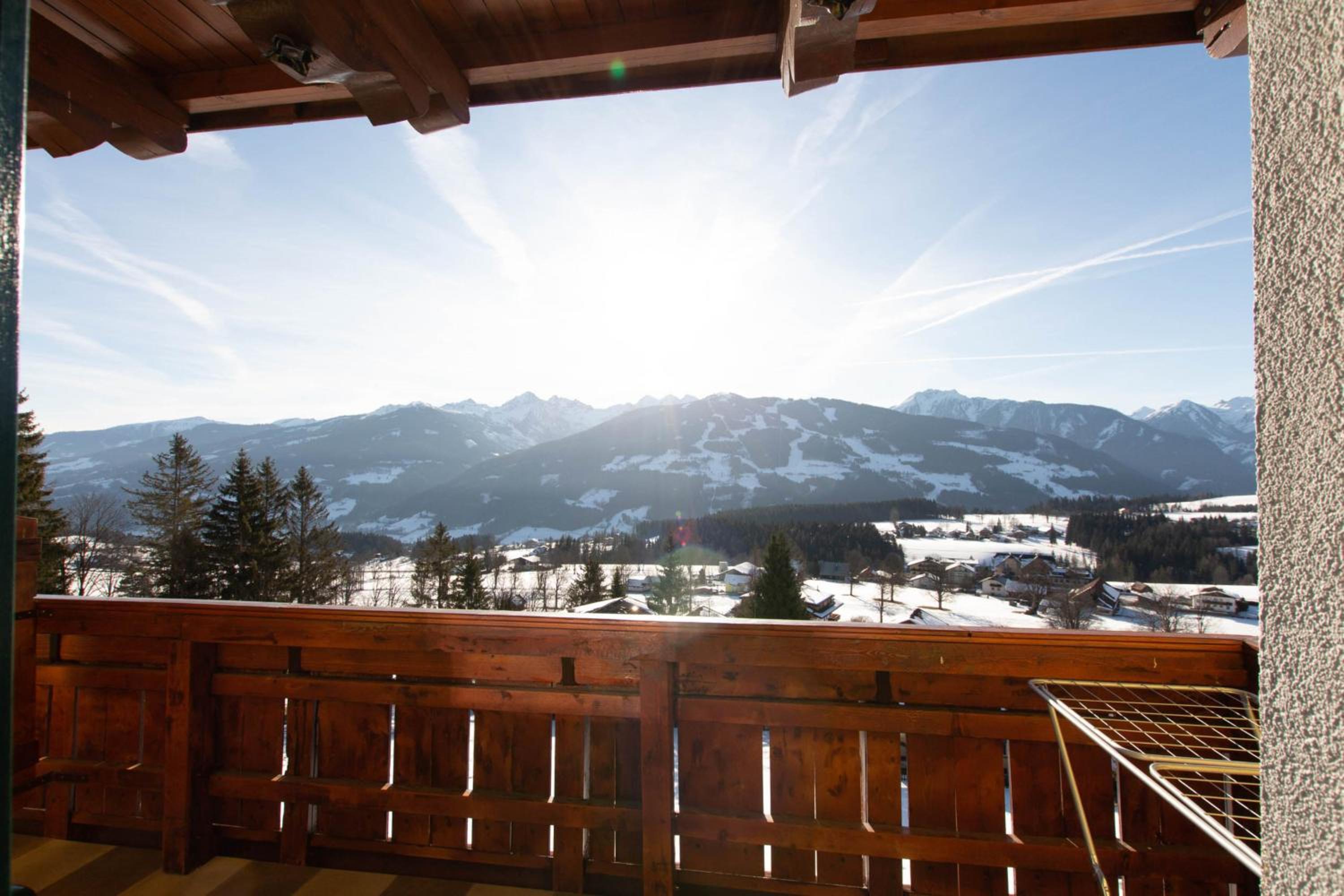 Mountain Hotel & Hostel