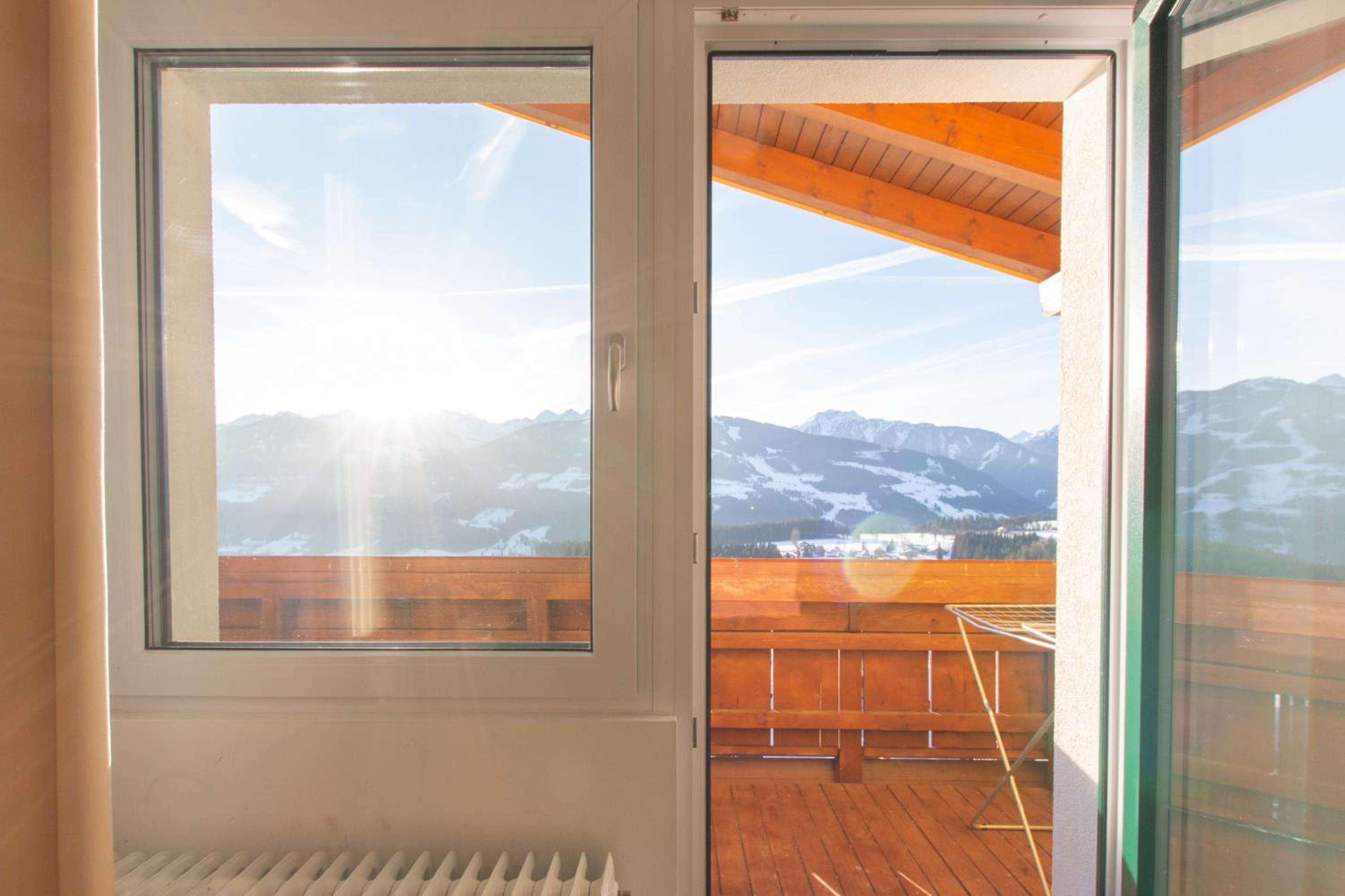 Mountain Hotel & Hostel