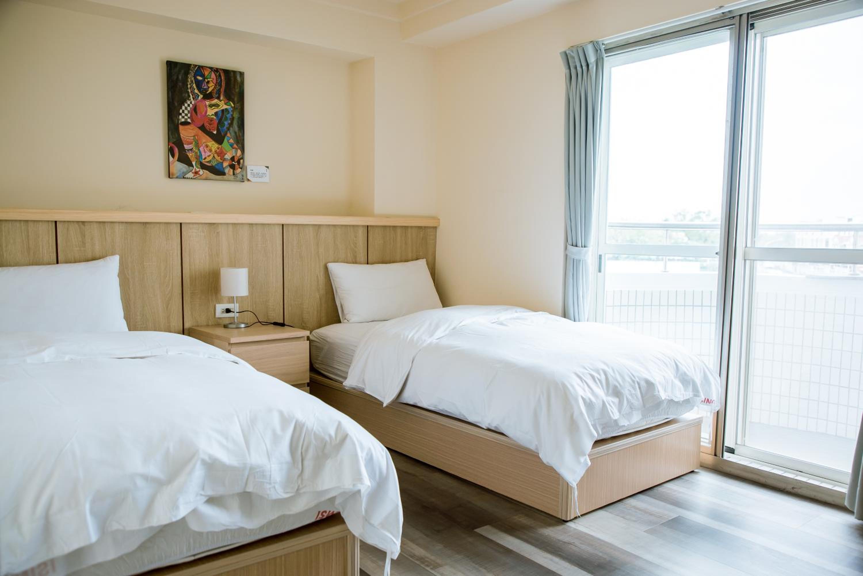 ISING HOTEL