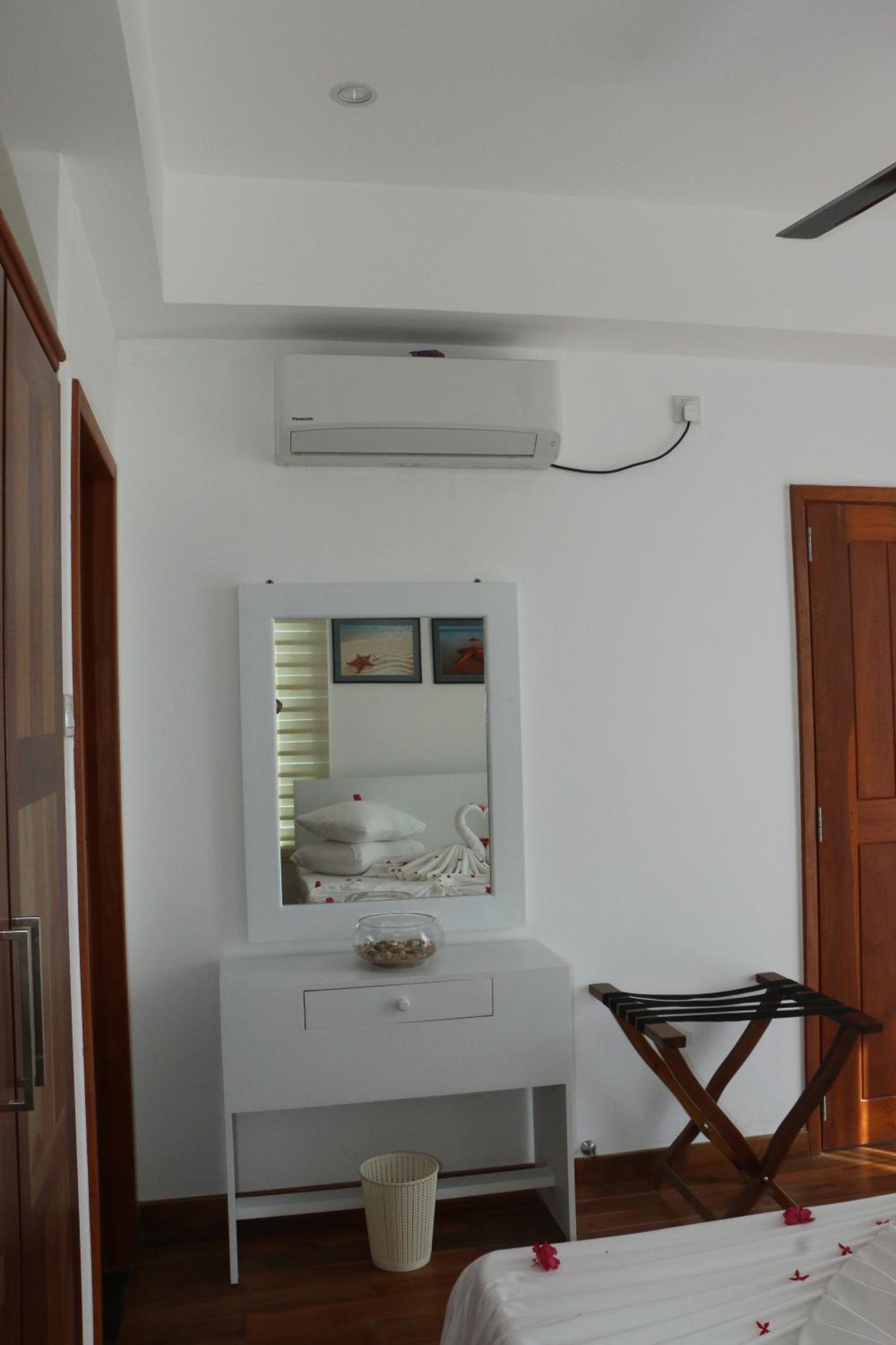 BEACH HAVEN NILAVELI