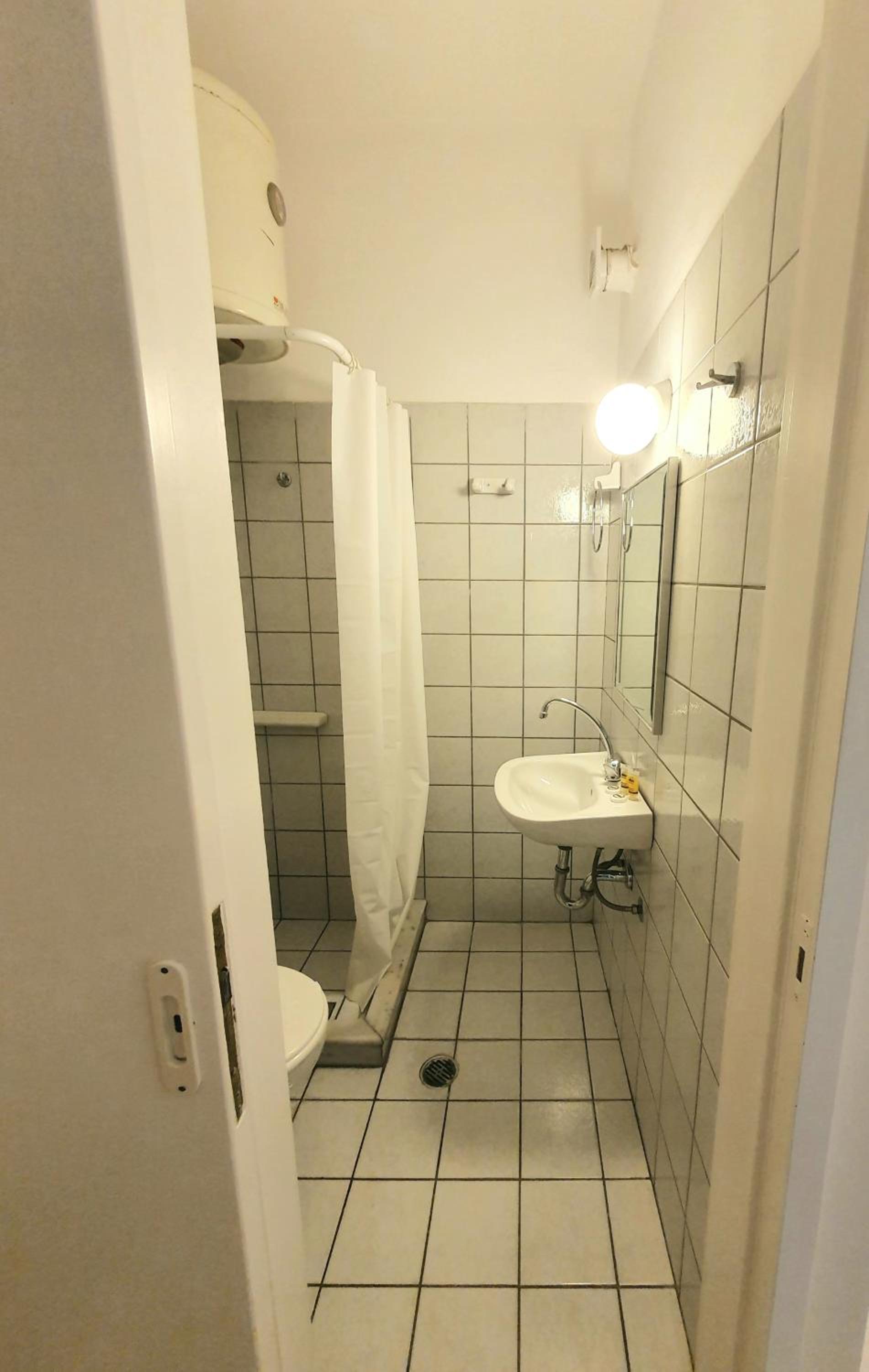 Photo 28