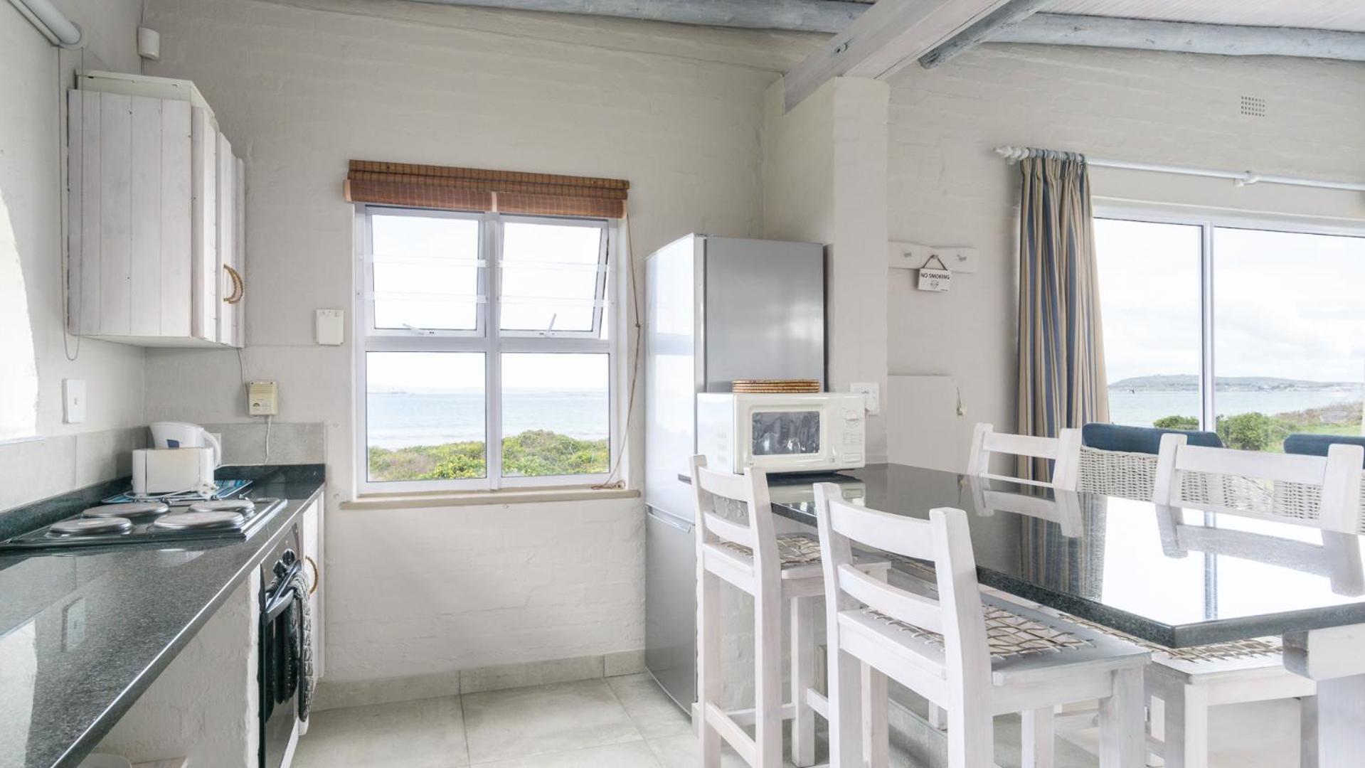 Blue Bay Lodge