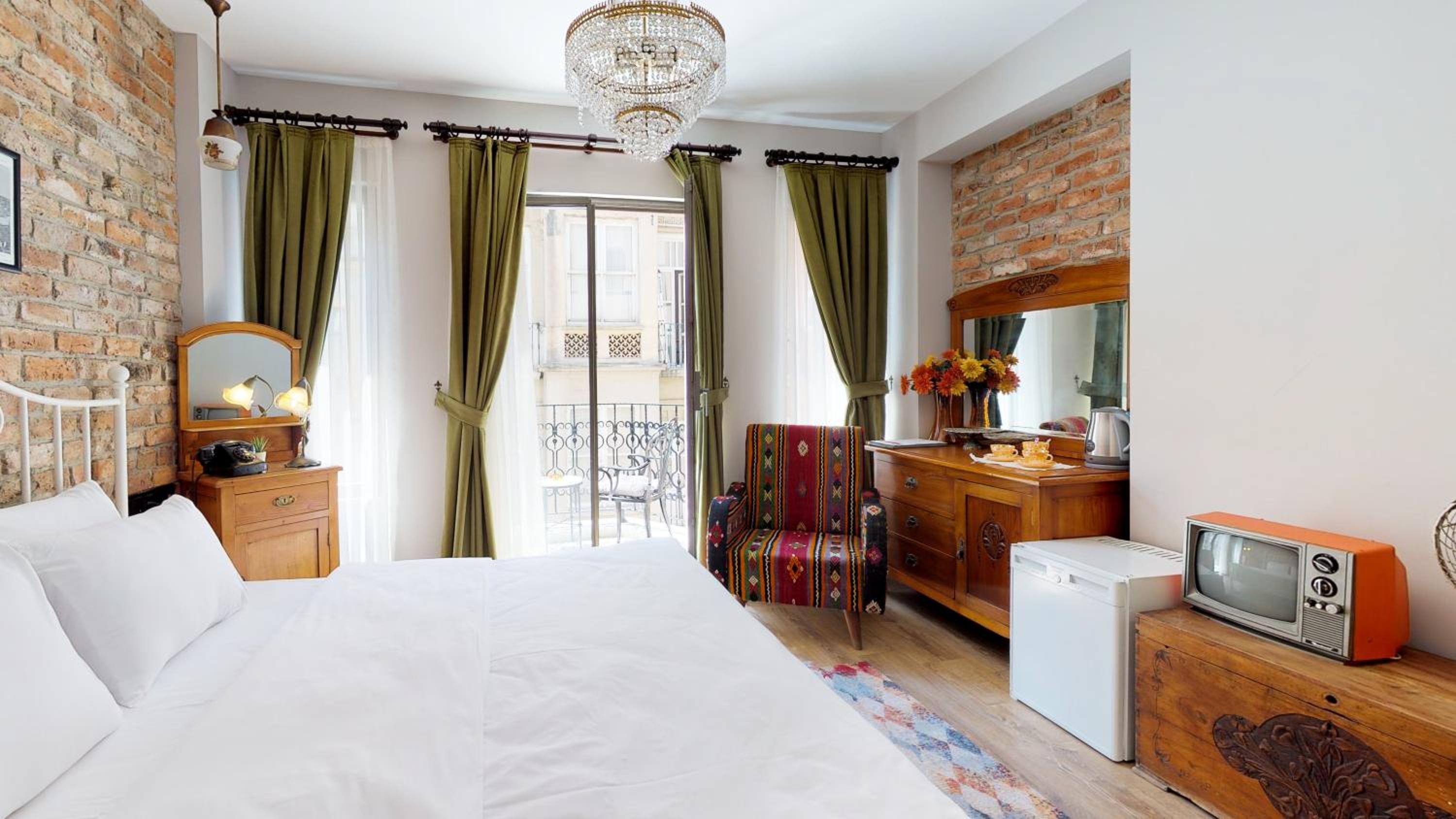 Sanatlar Oteli Galata - Image 105