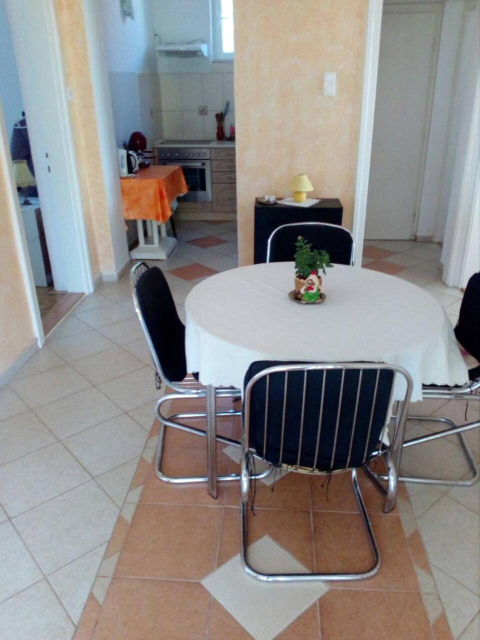 Új Élet Weekend house view 3