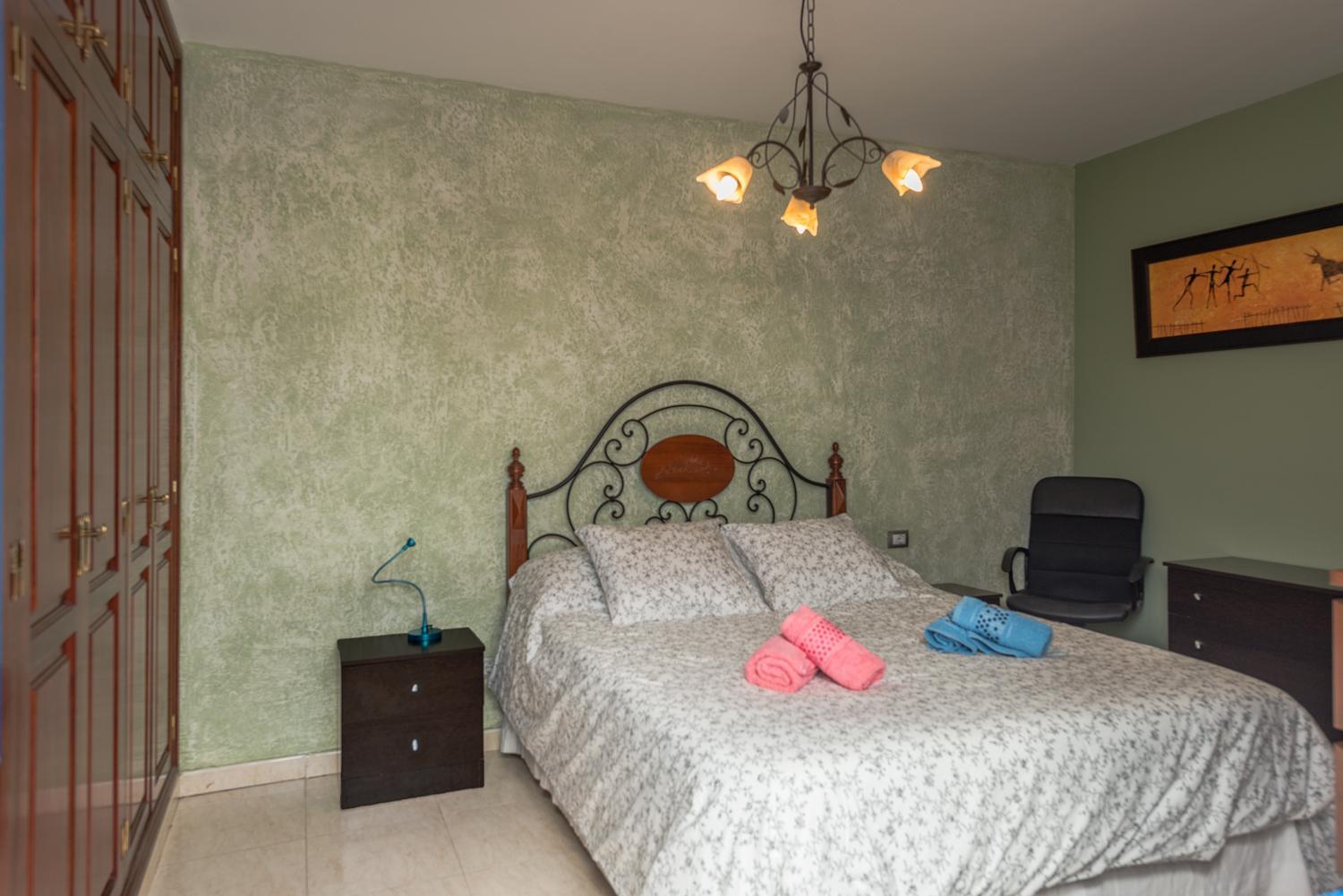 Modern beach house in Famara view 4