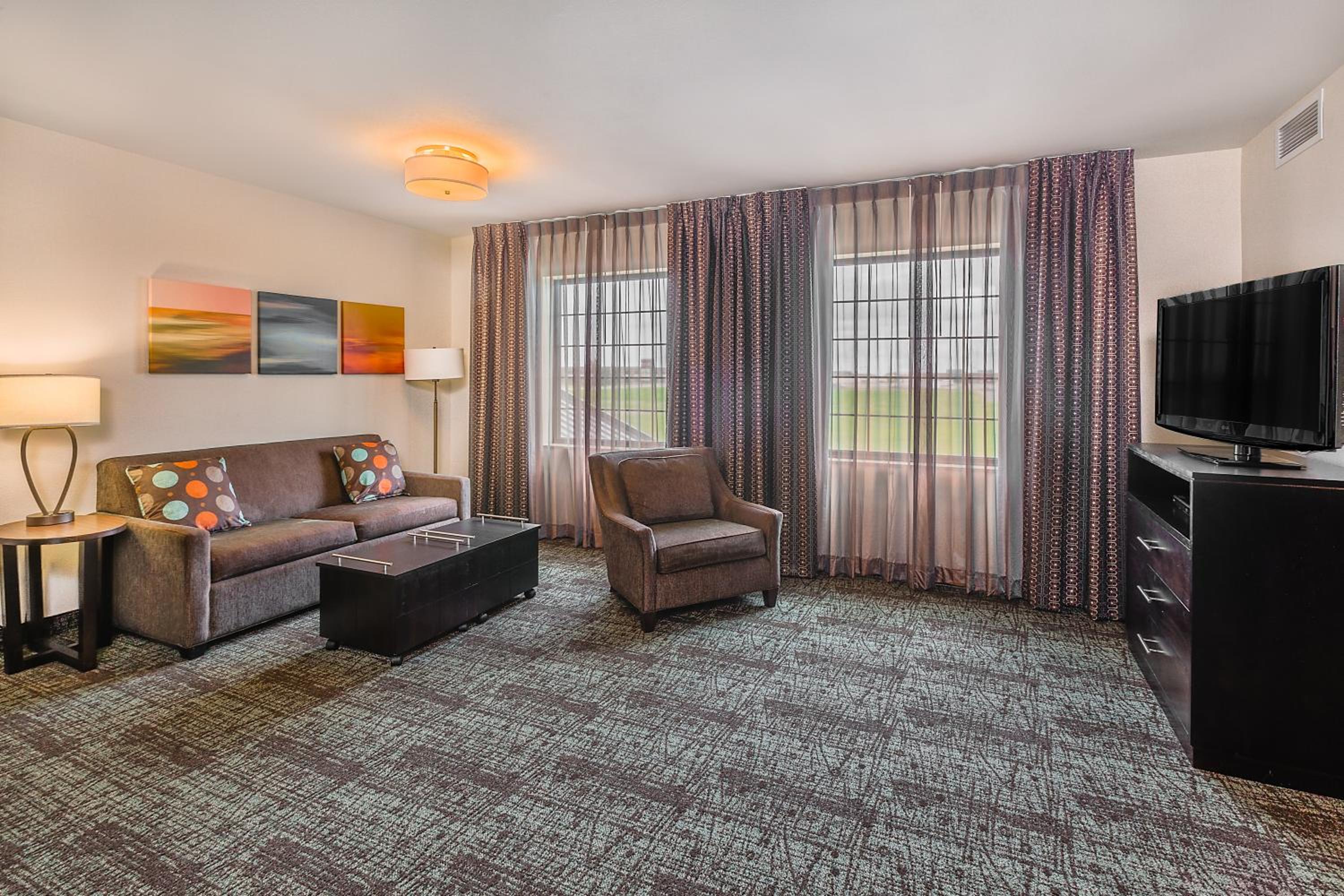 Bismarck Vacations - Staybridge Suites Bismarck, an IHG Hotel - Property Image 9