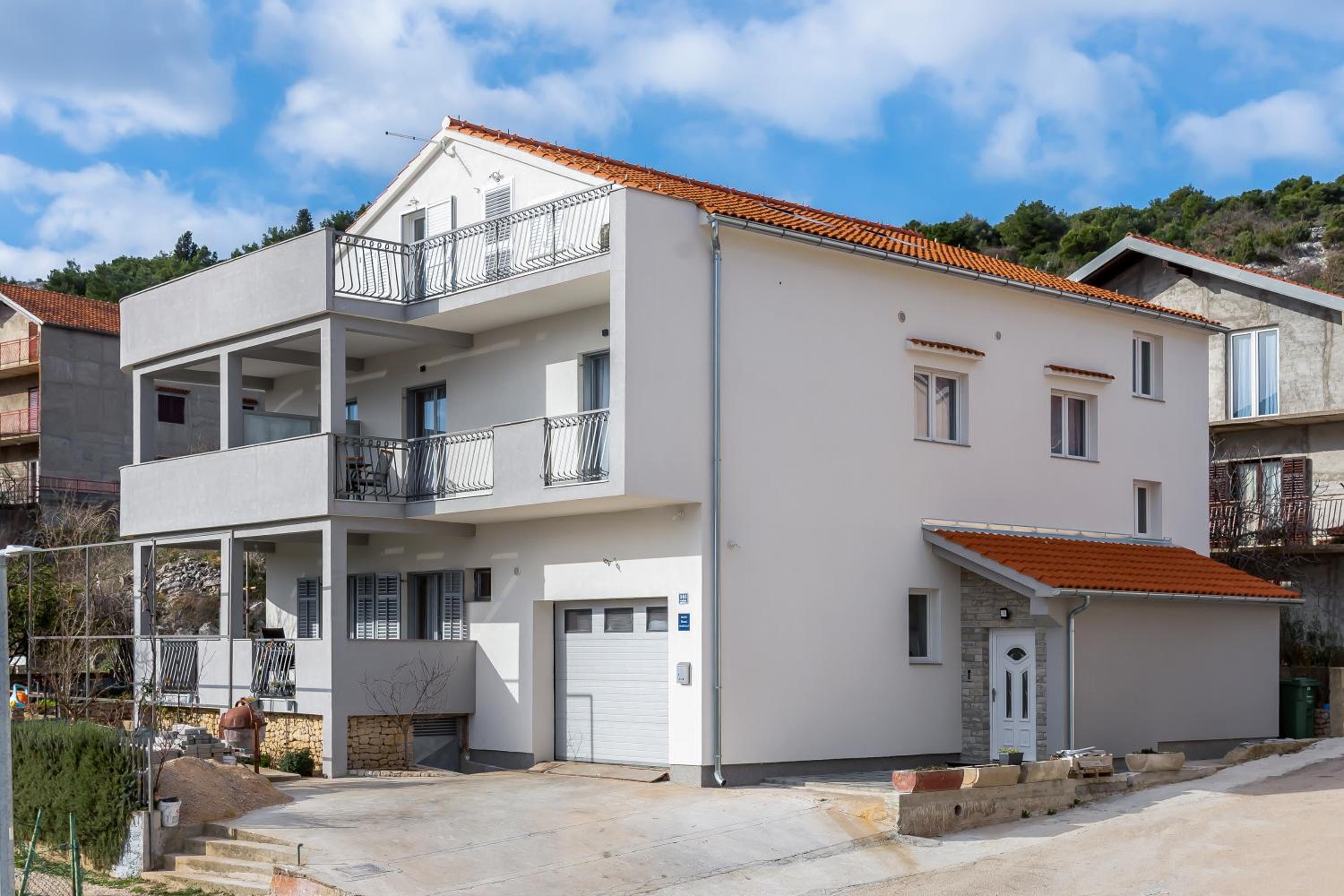 Apartments Tanya