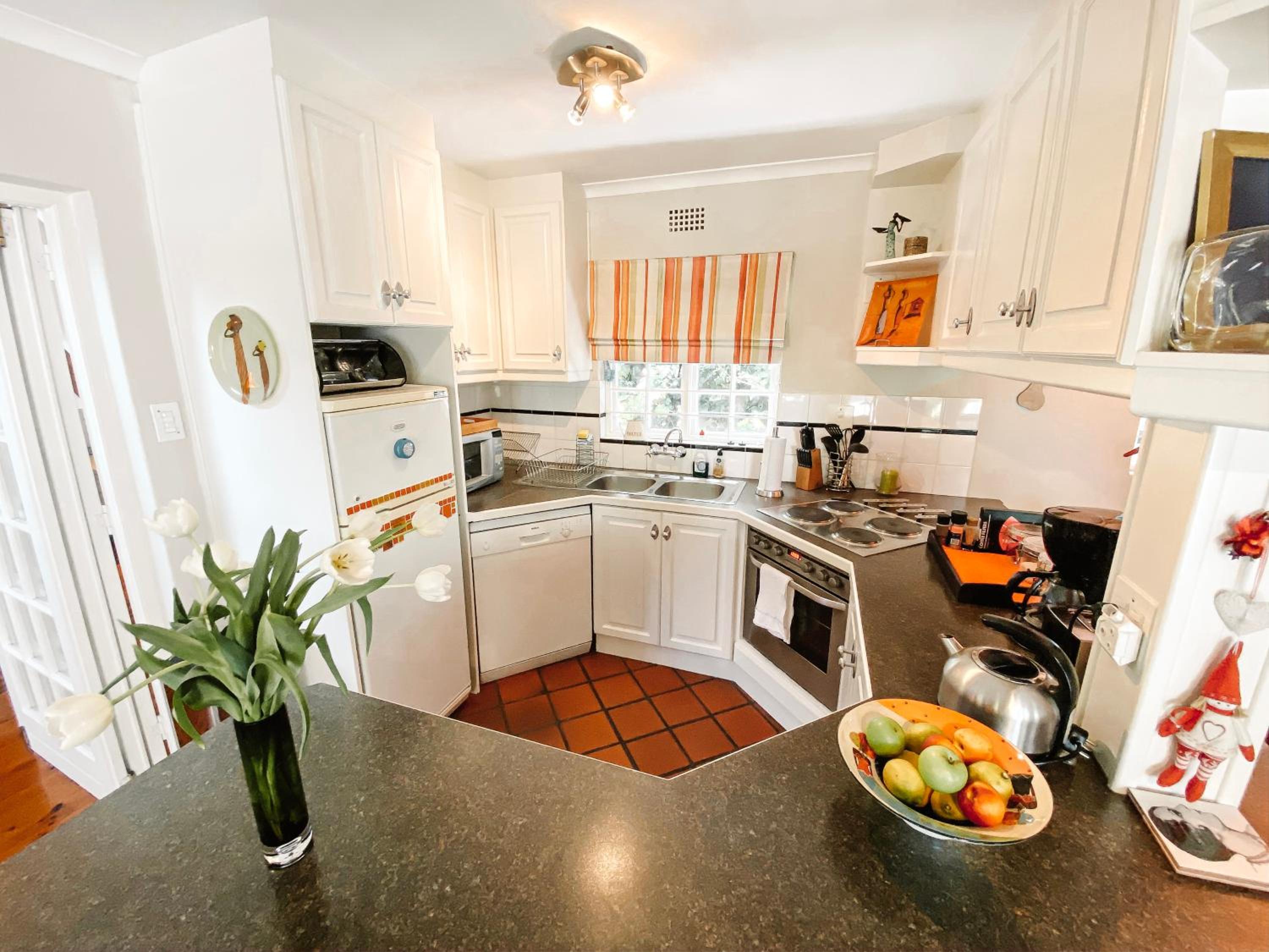Jonquil Guest Cottage