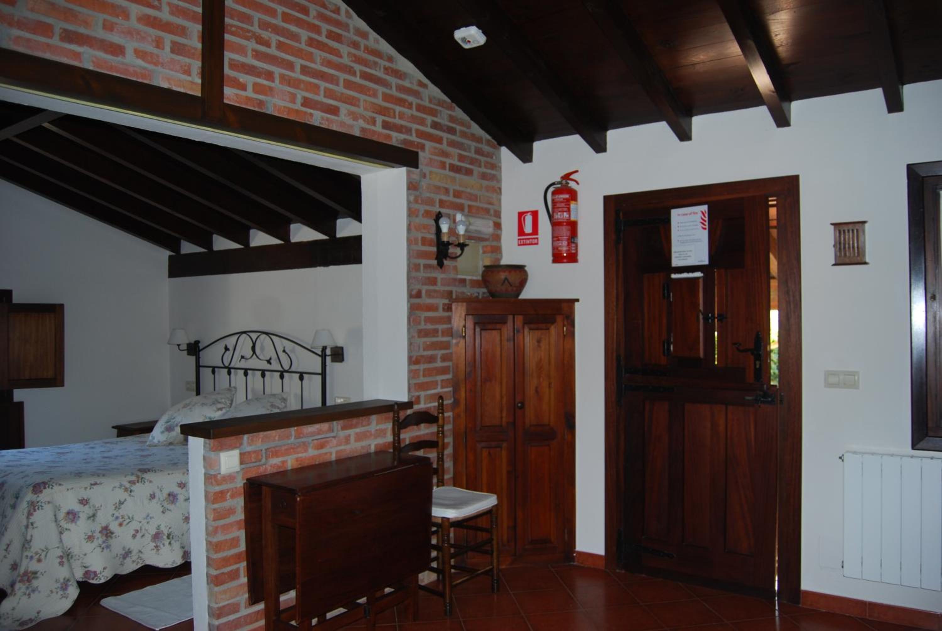 Apartamentos El Perujo