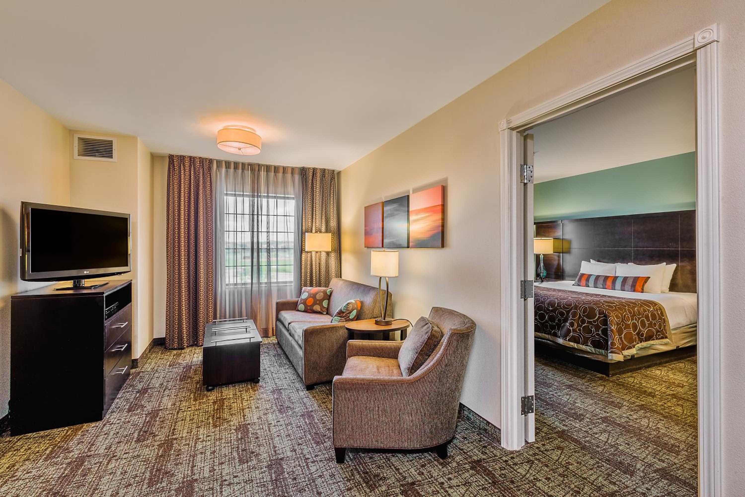 Bismarck Vacations - Staybridge Suites Bismarck, an IHG Hotel - Property Image 3