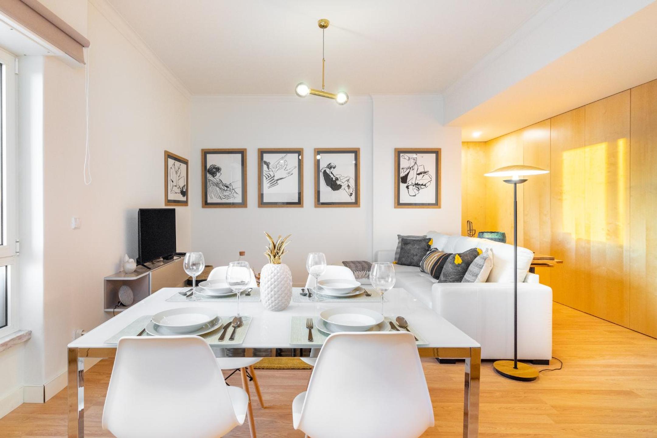 WHome | Anjos Stylish Apartment #10 view 4