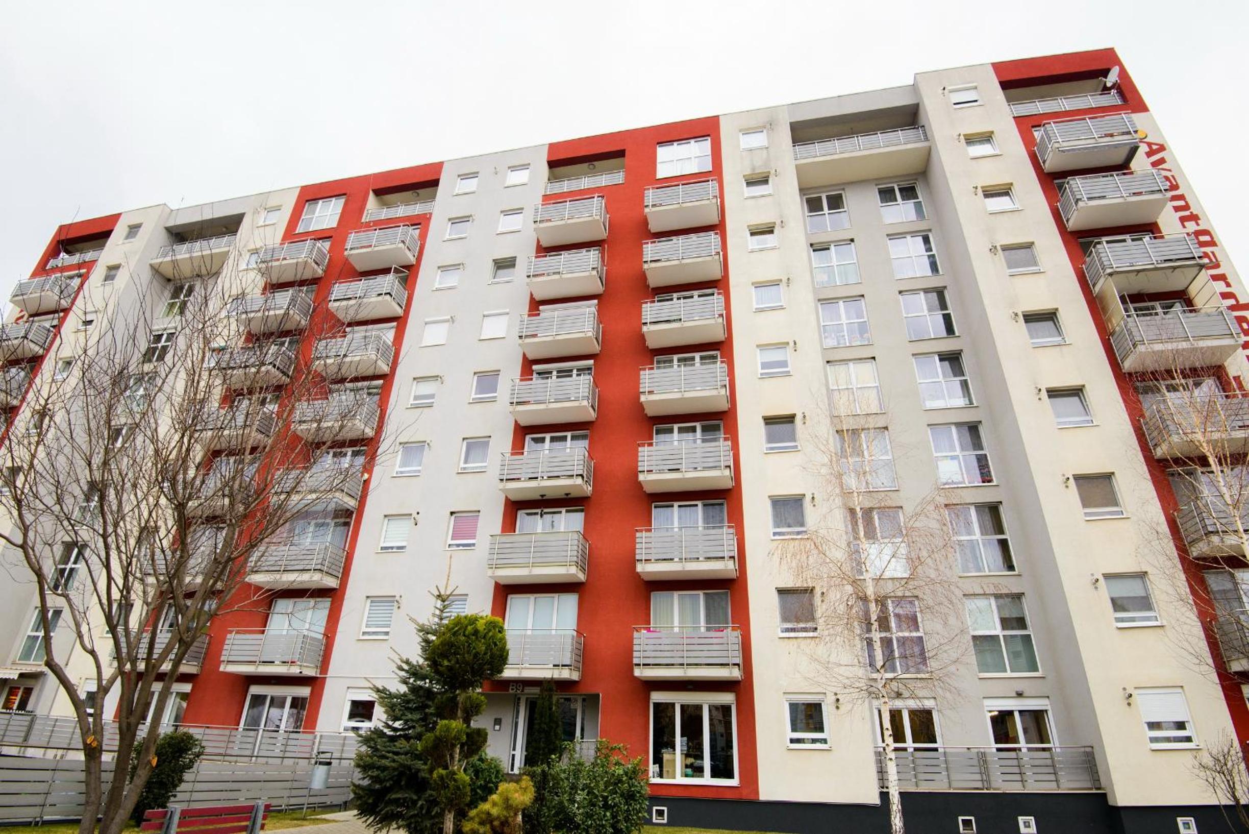 Beatrice Apartments