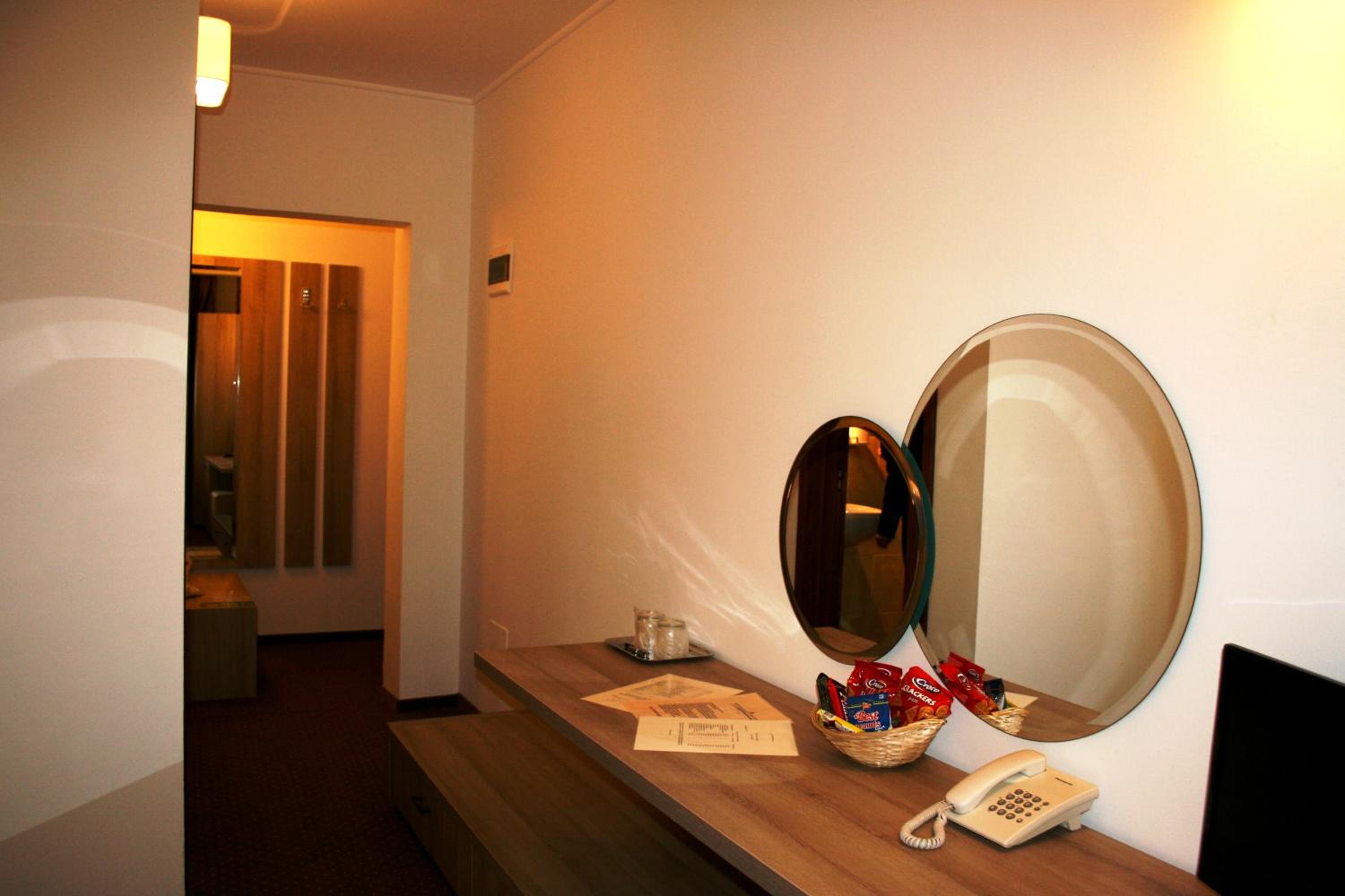 Photo 44