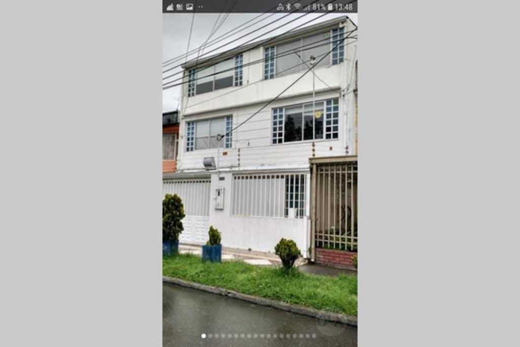 Apartamento completo cerca a embajada 1