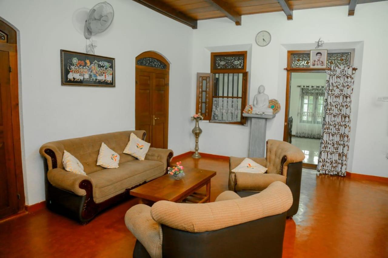 Colonial House