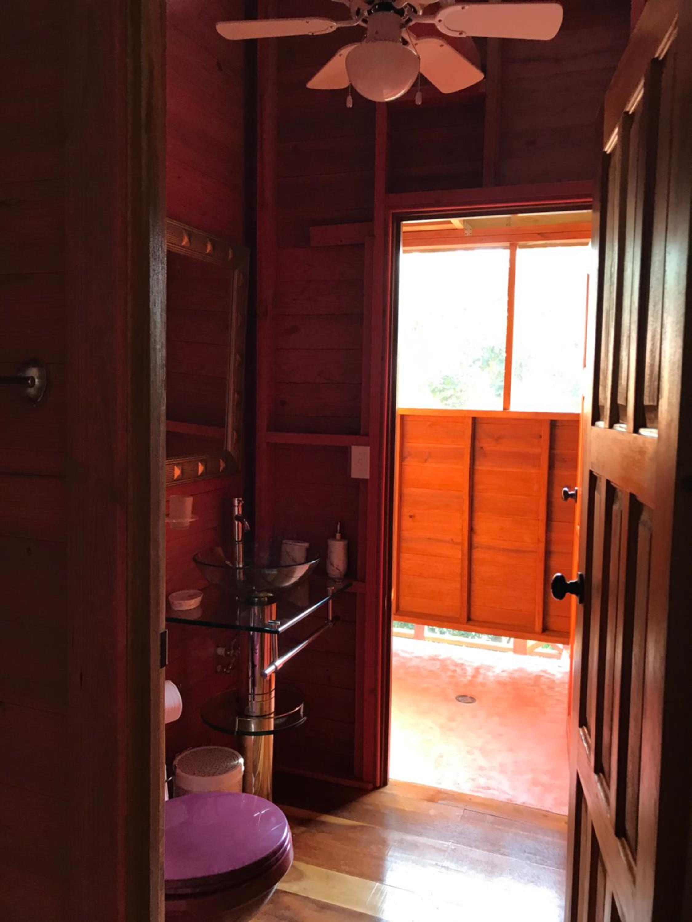 Maya Hill Lodge